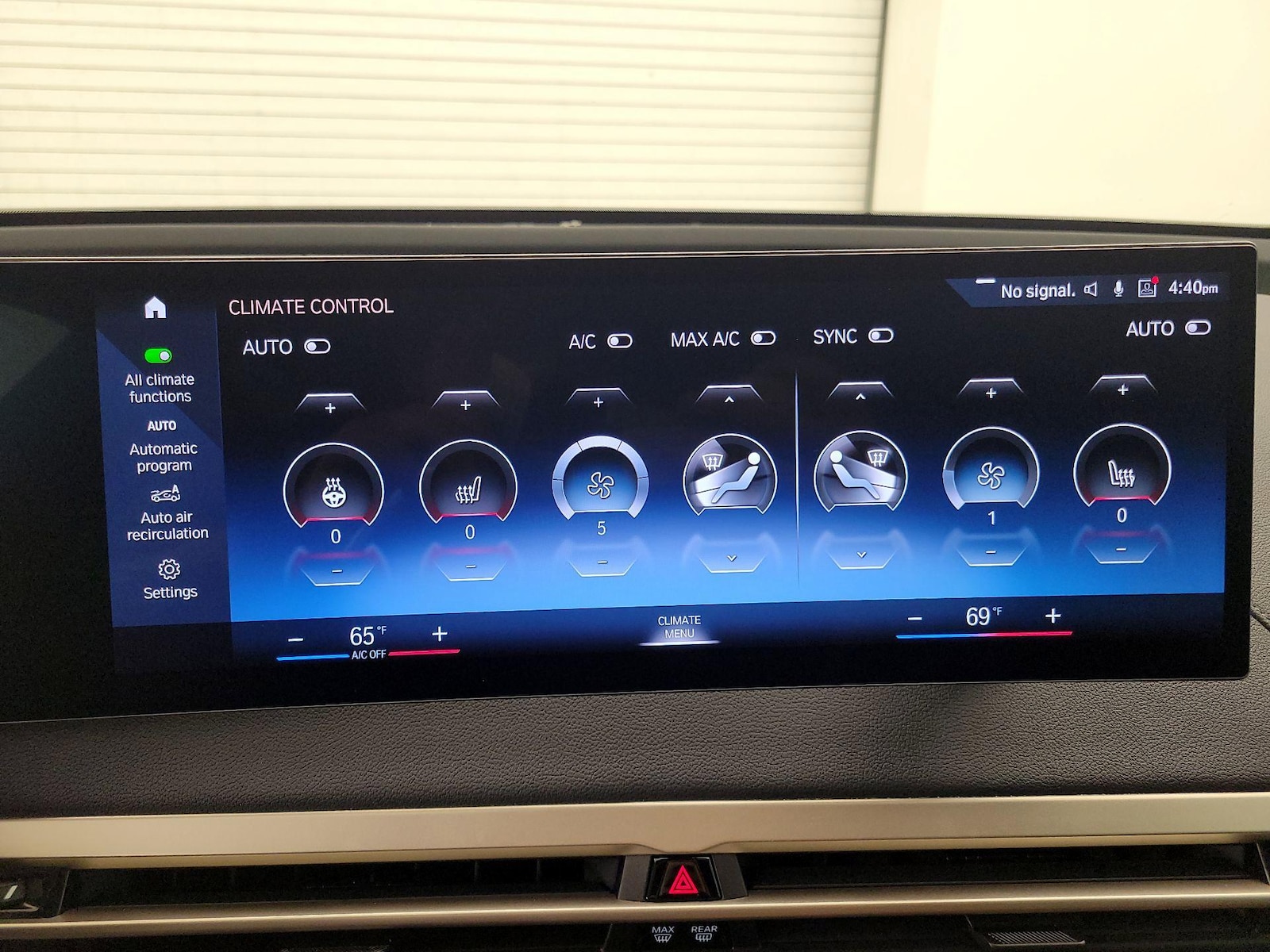 2023 BMW iX Base - Photo 18