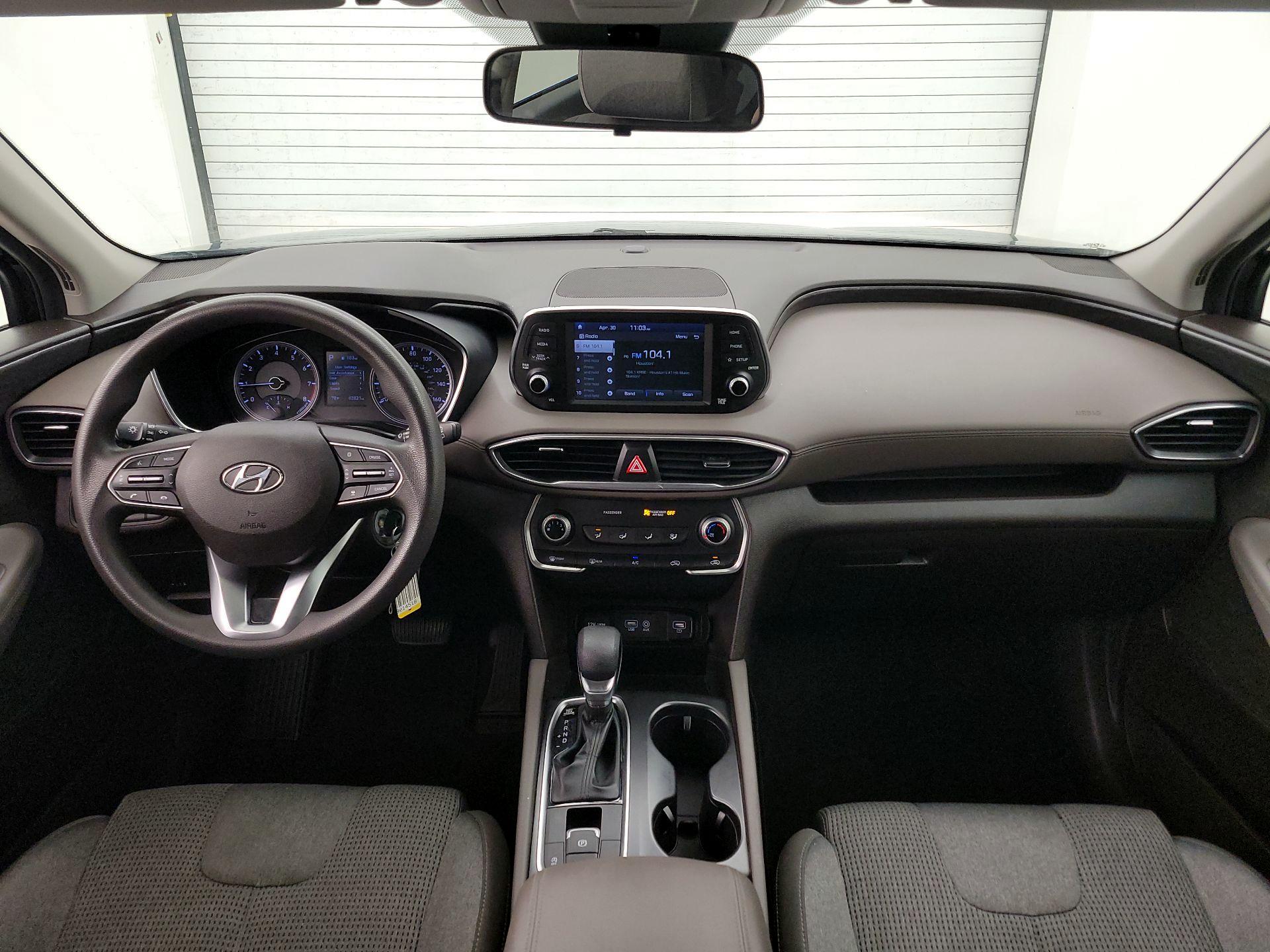 Thumbnail: 2019 Hyundai Santa Fe - 9
