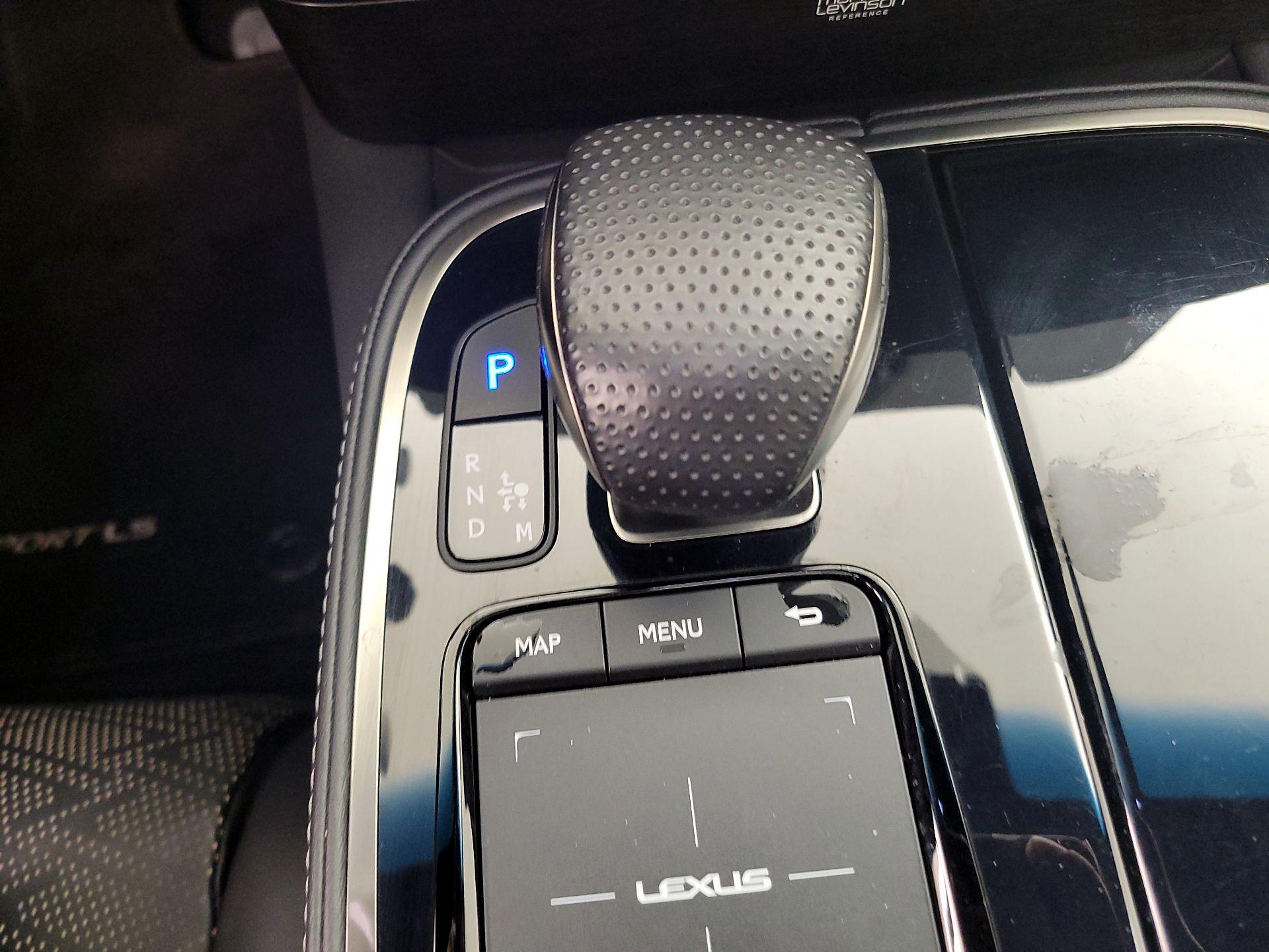 Thumbnail: 2022 Lexus LS - 18
