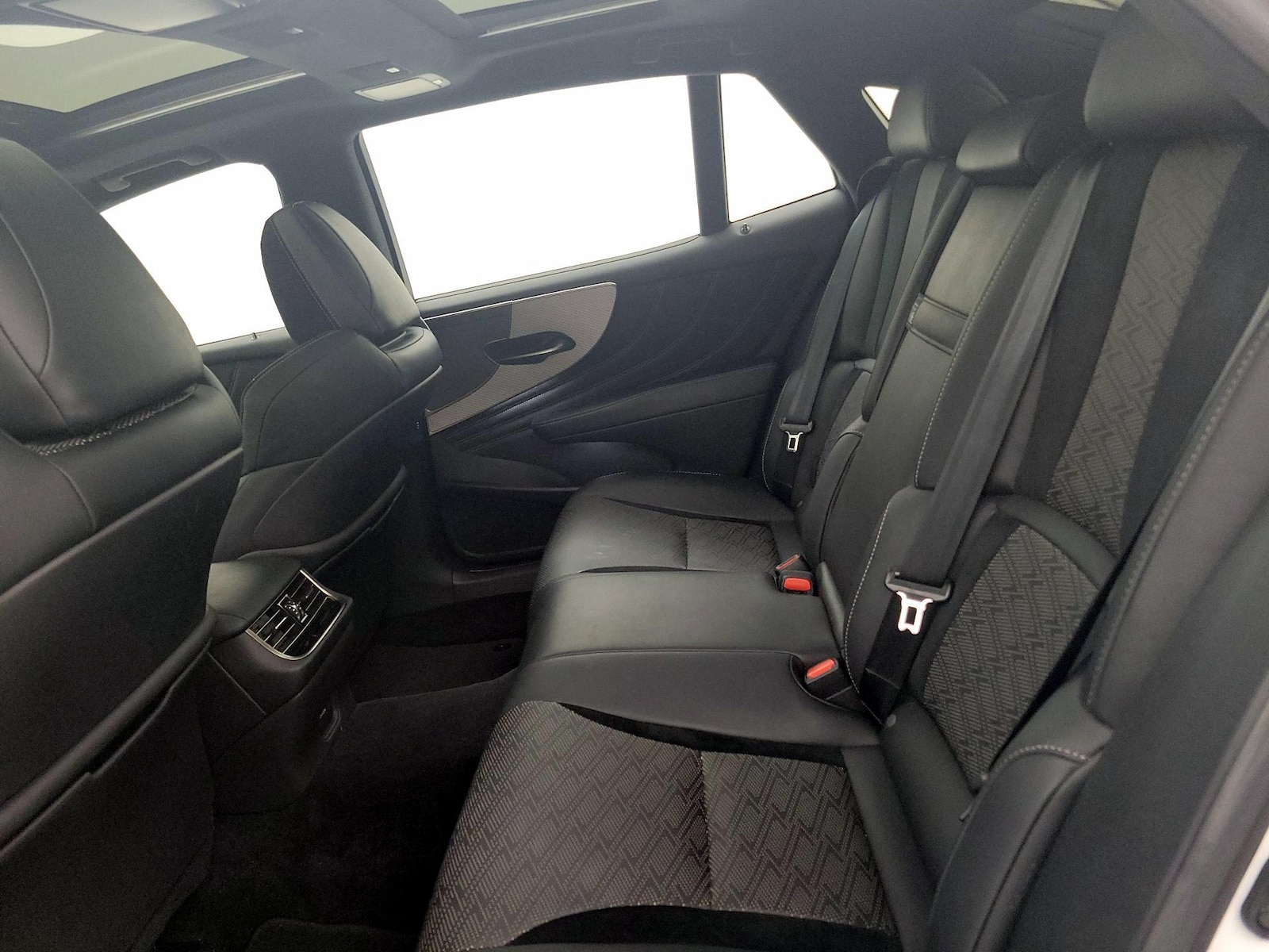 2022 Lexus LS 500 F SPORT - Photo 22