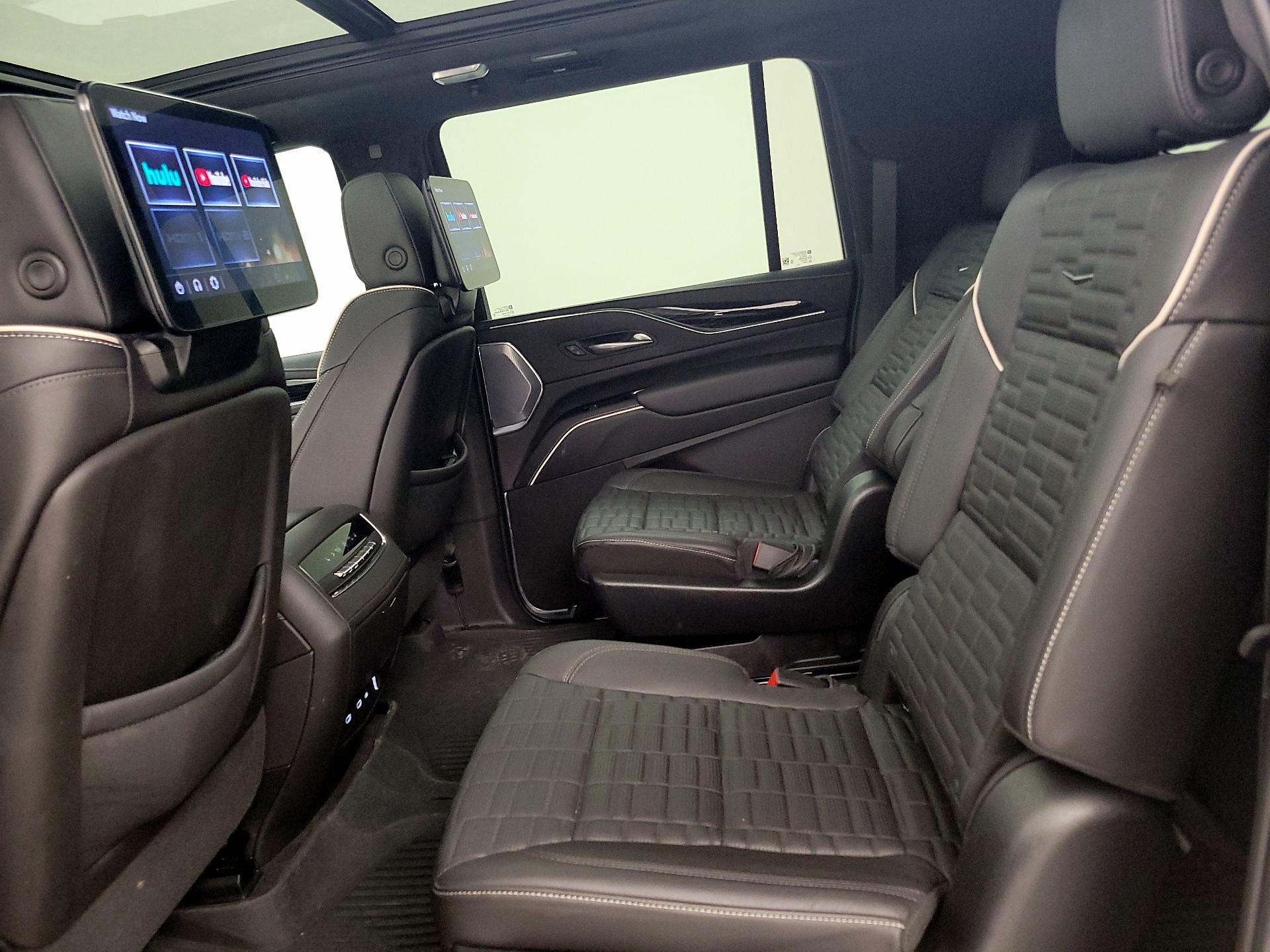 Thumbnail: 2023 Cadillac Escalade - 20