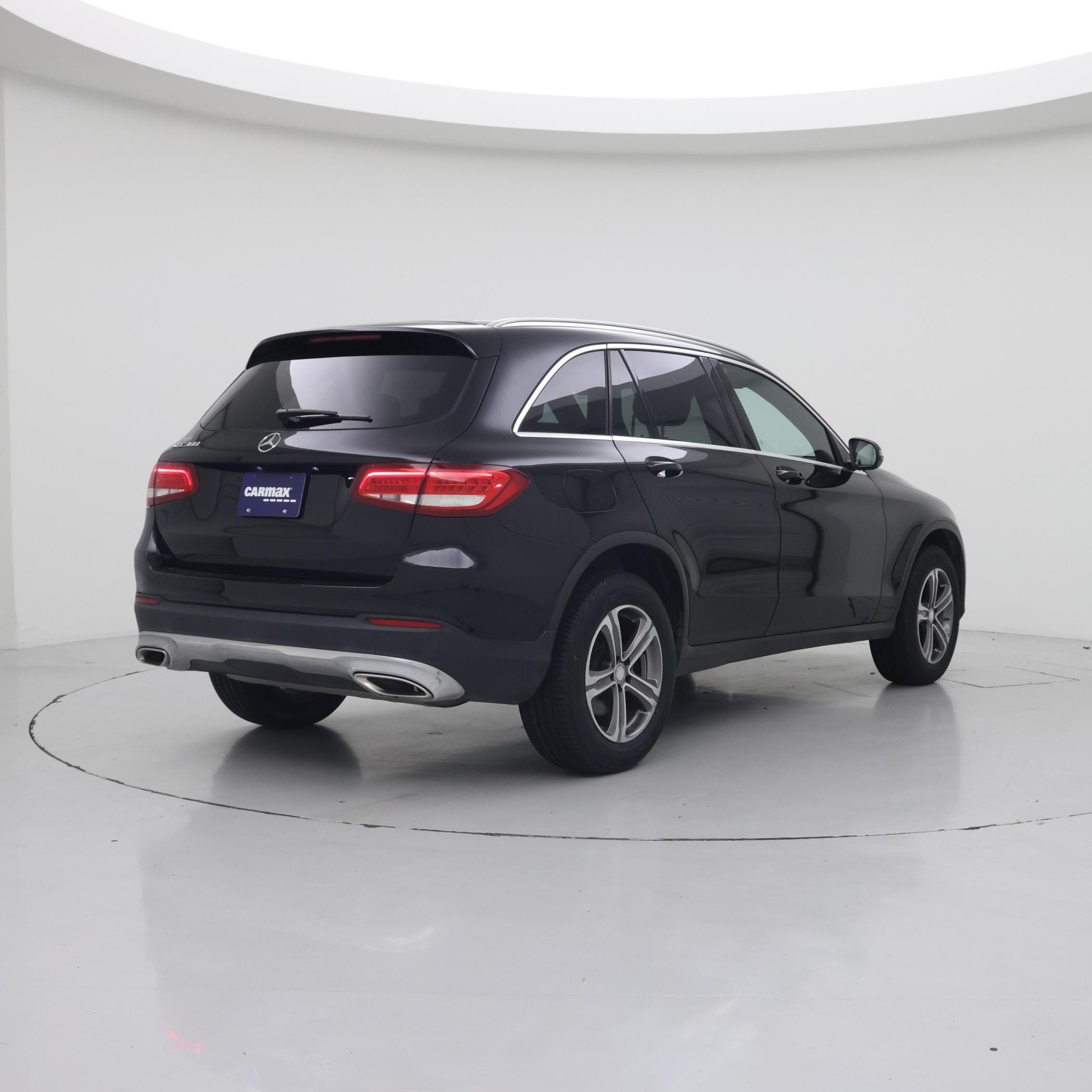 Thumbnail: 2017 Mercedes-Benz GLC - 8