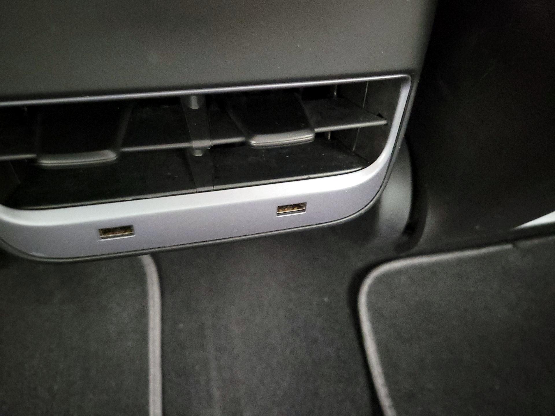 Thumbnail: 2020 Tesla Model 3 - 18
