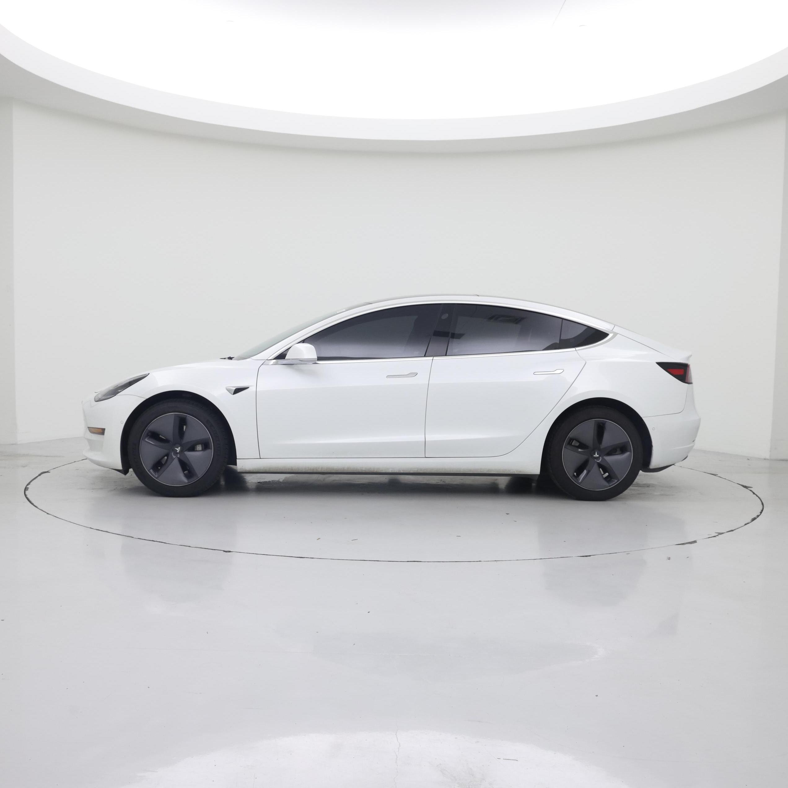 Thumbnail: 2020 Tesla Model 3 - 3