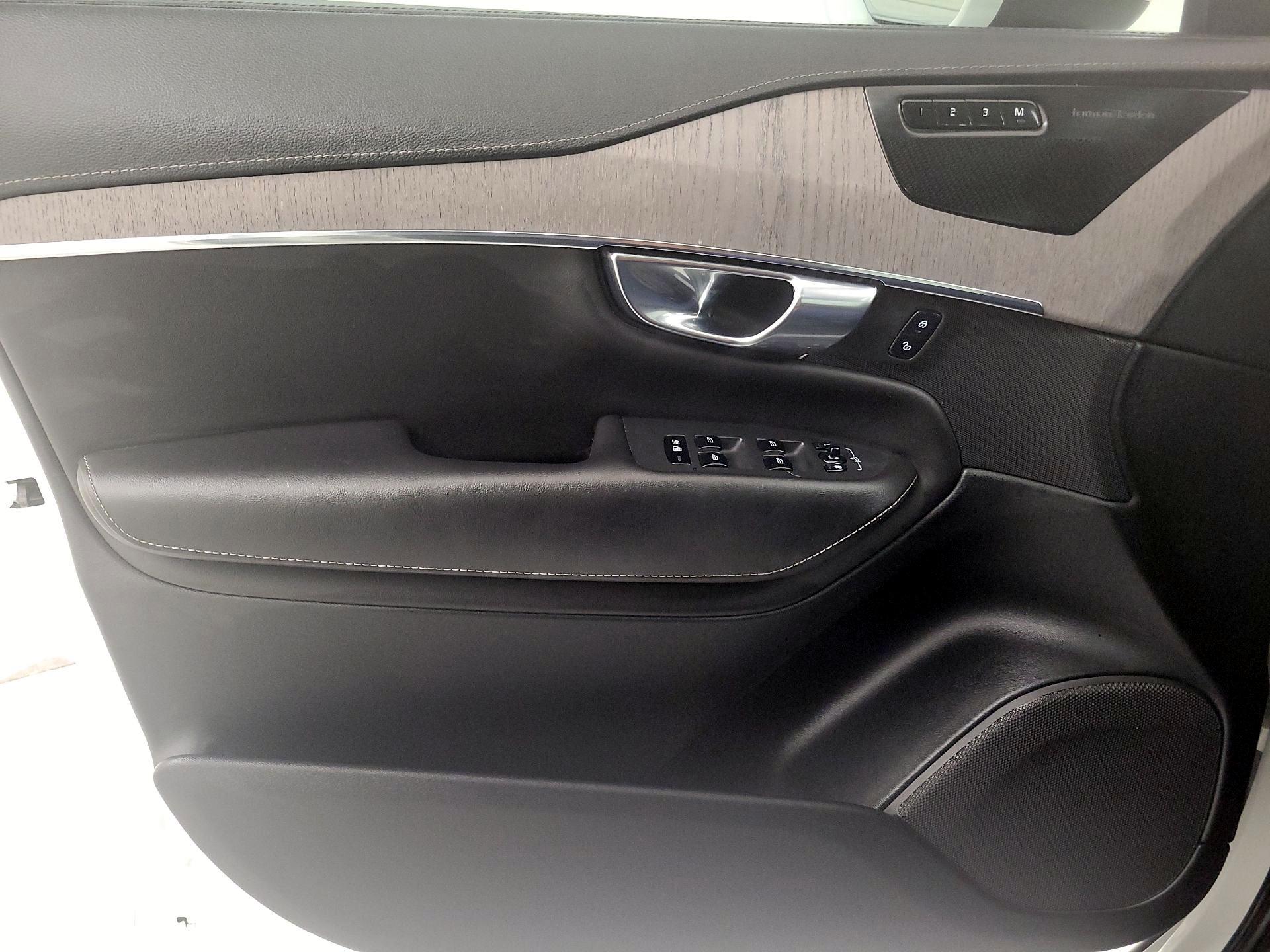 Thumbnail: 2021 Volvo XC90 - 12