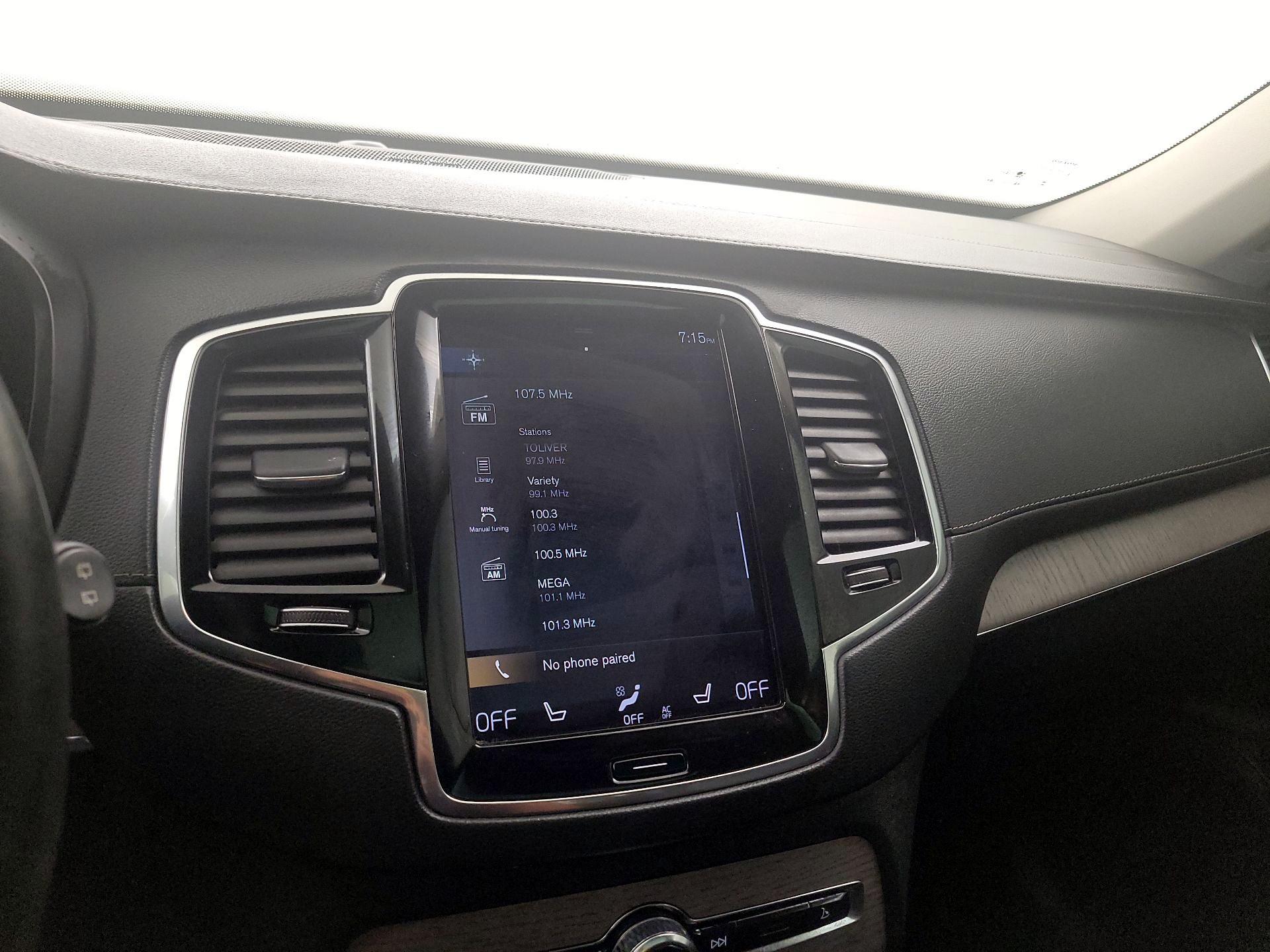 Thumbnail: 2021 Volvo XC90 - 16