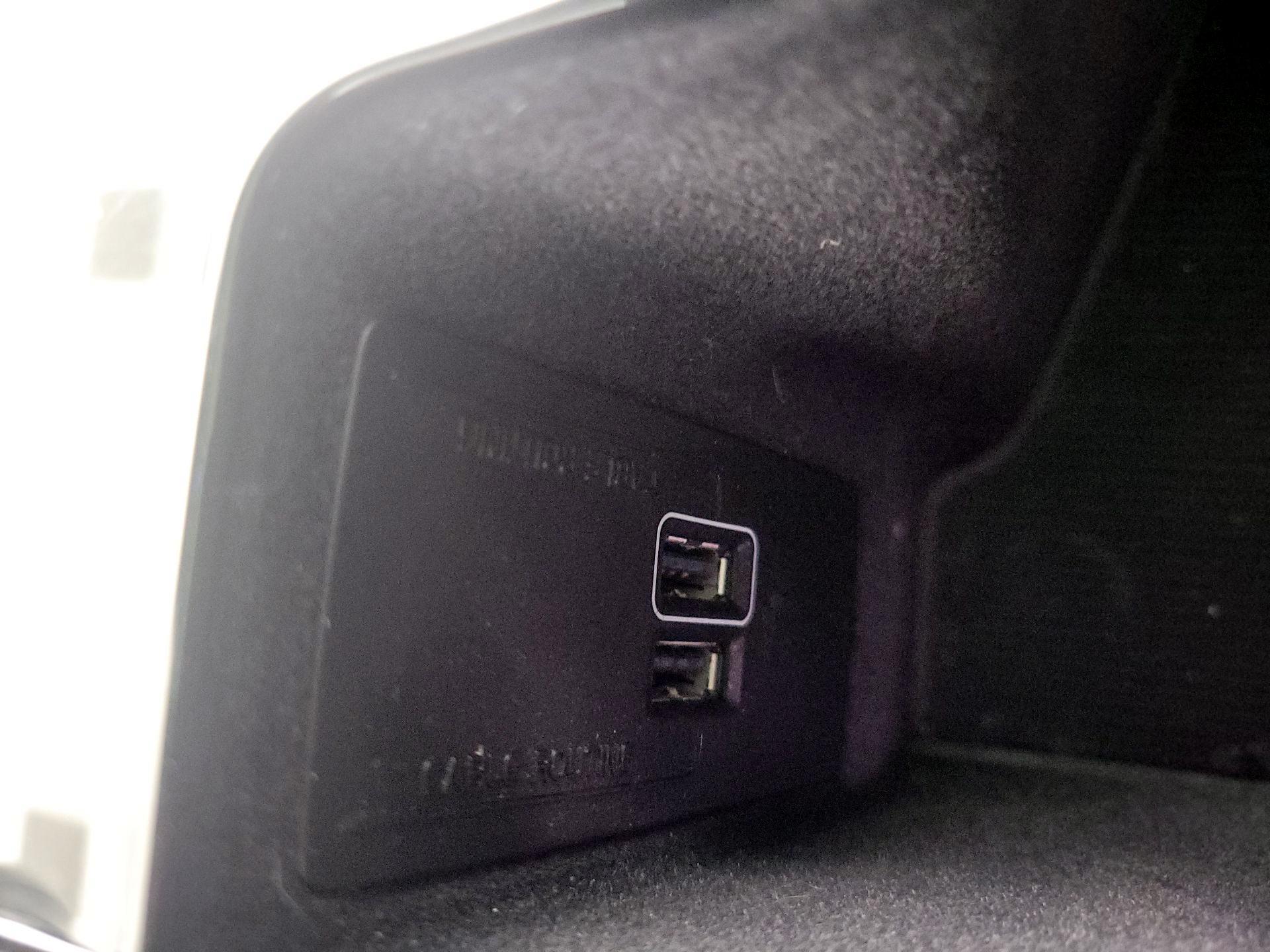 Thumbnail: 2021 Volvo XC90 - 19
