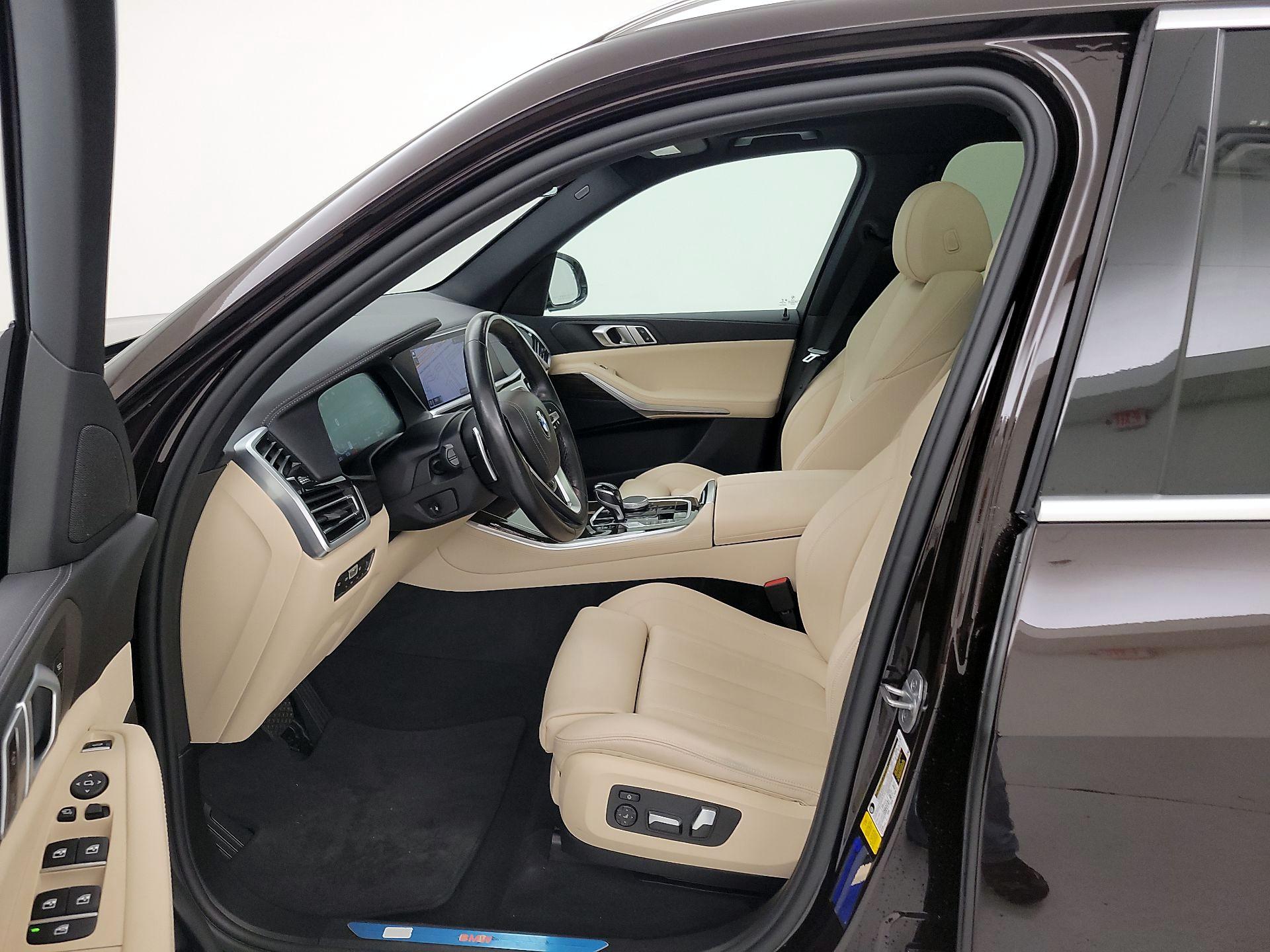 Thumbnail: 2021 BMW X5 - 11