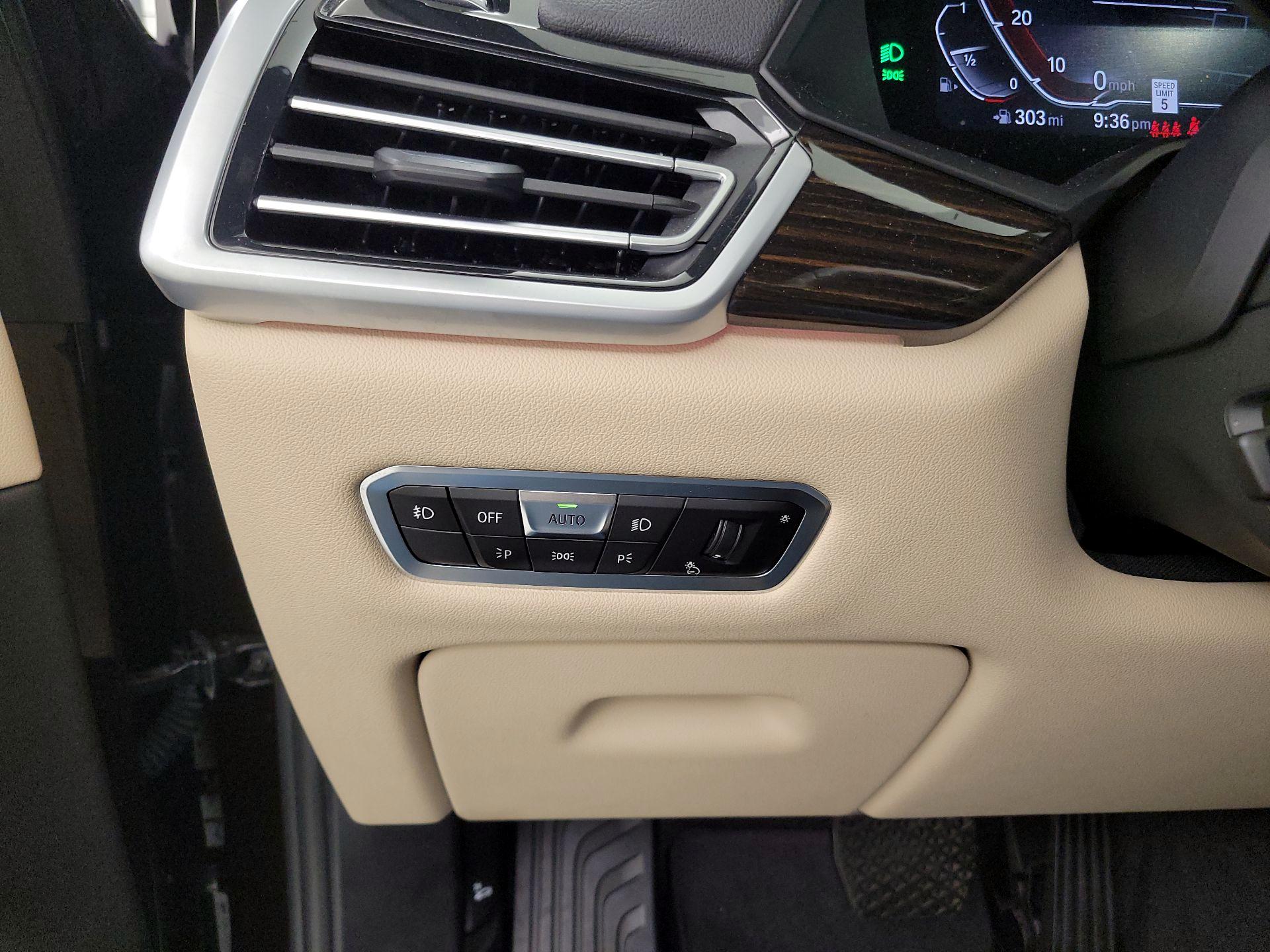 Thumbnail: 2021 BMW X5 - 13