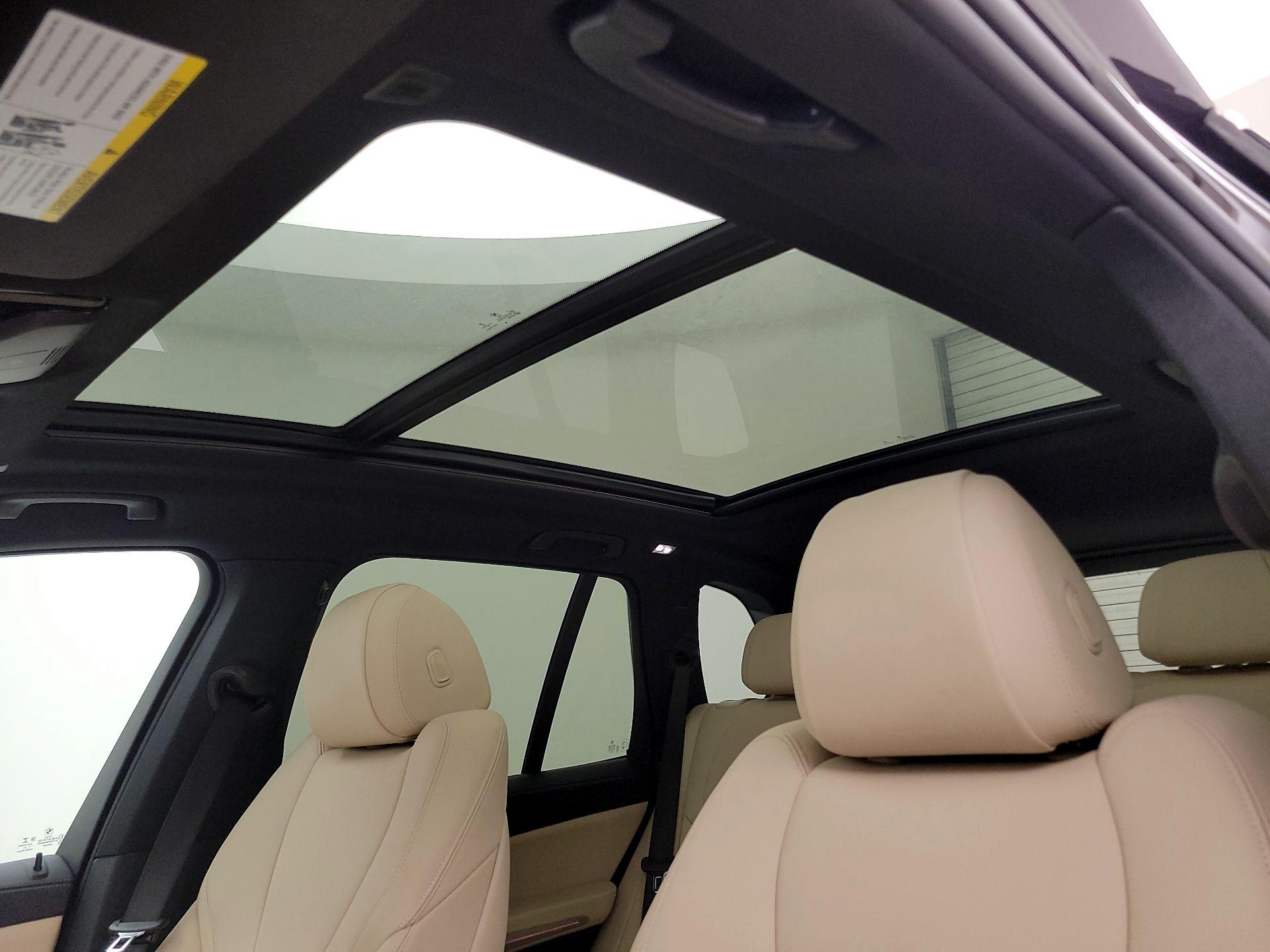 Thumbnail: 2021 BMW X5 - 20