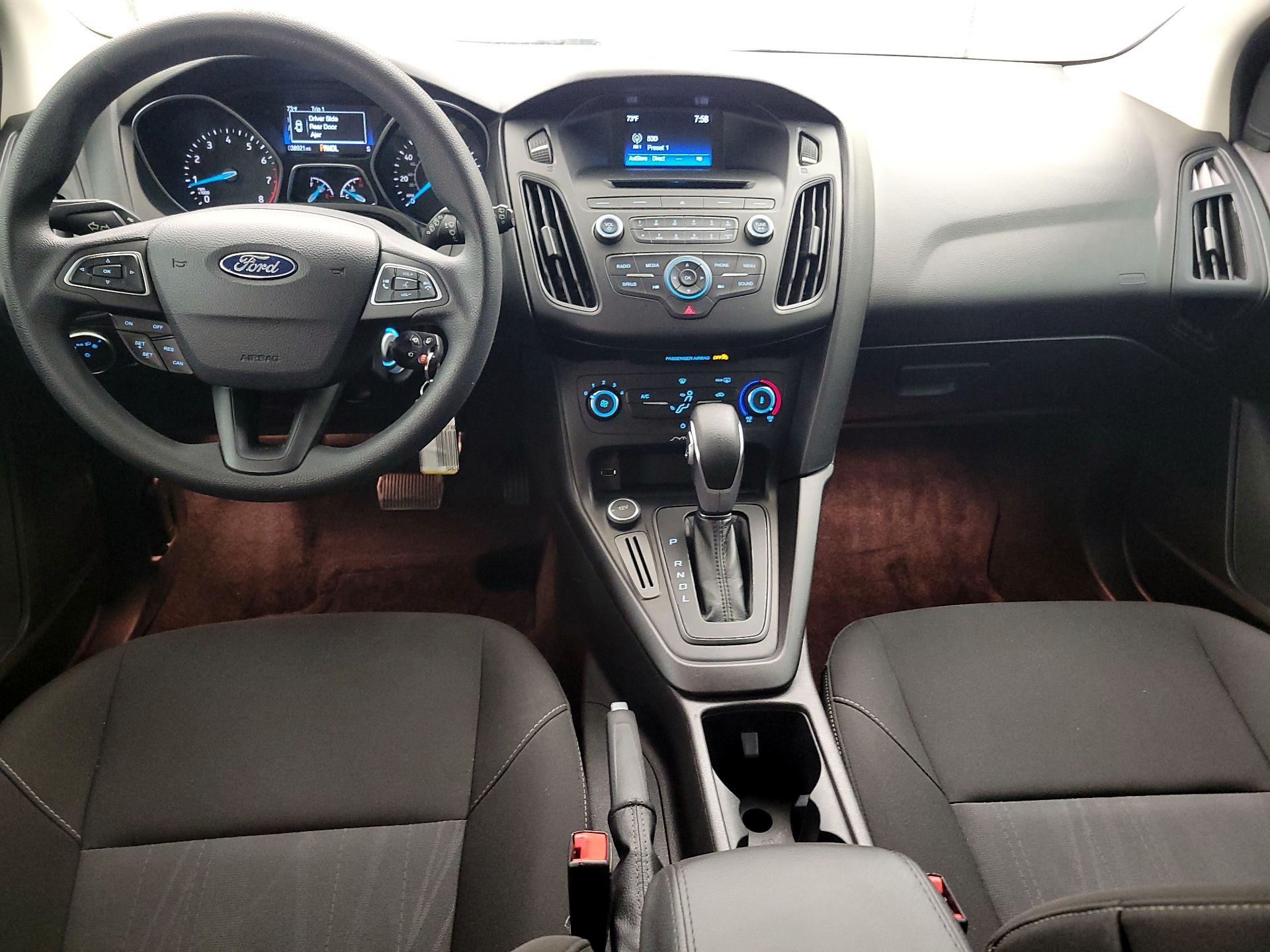 Thumbnail: 2017 Ford Focus - 9