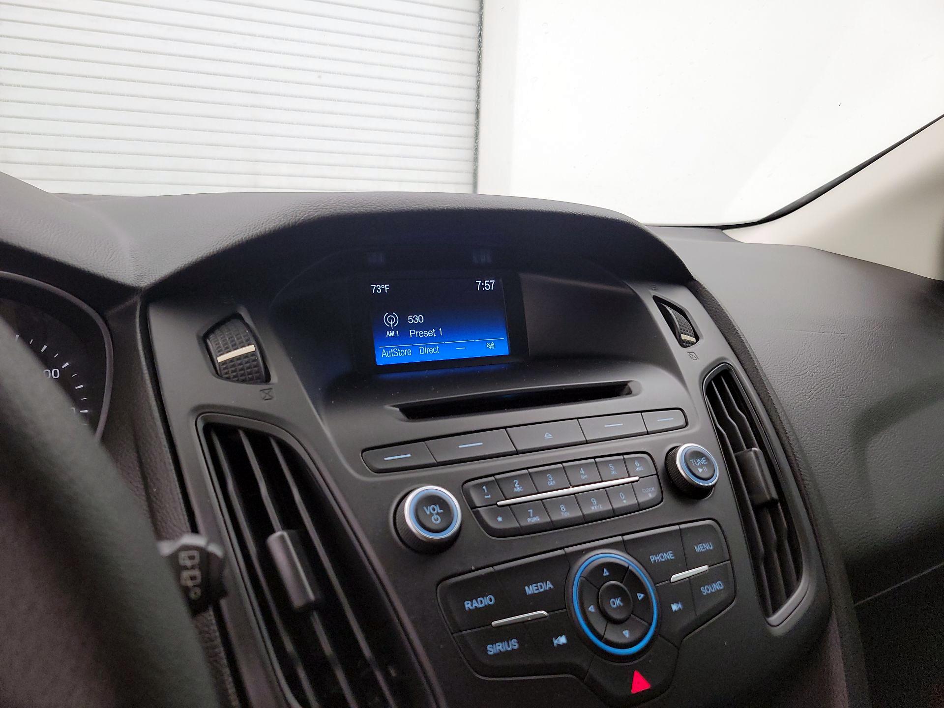 Thumbnail: 2017 Ford Focus - 15
