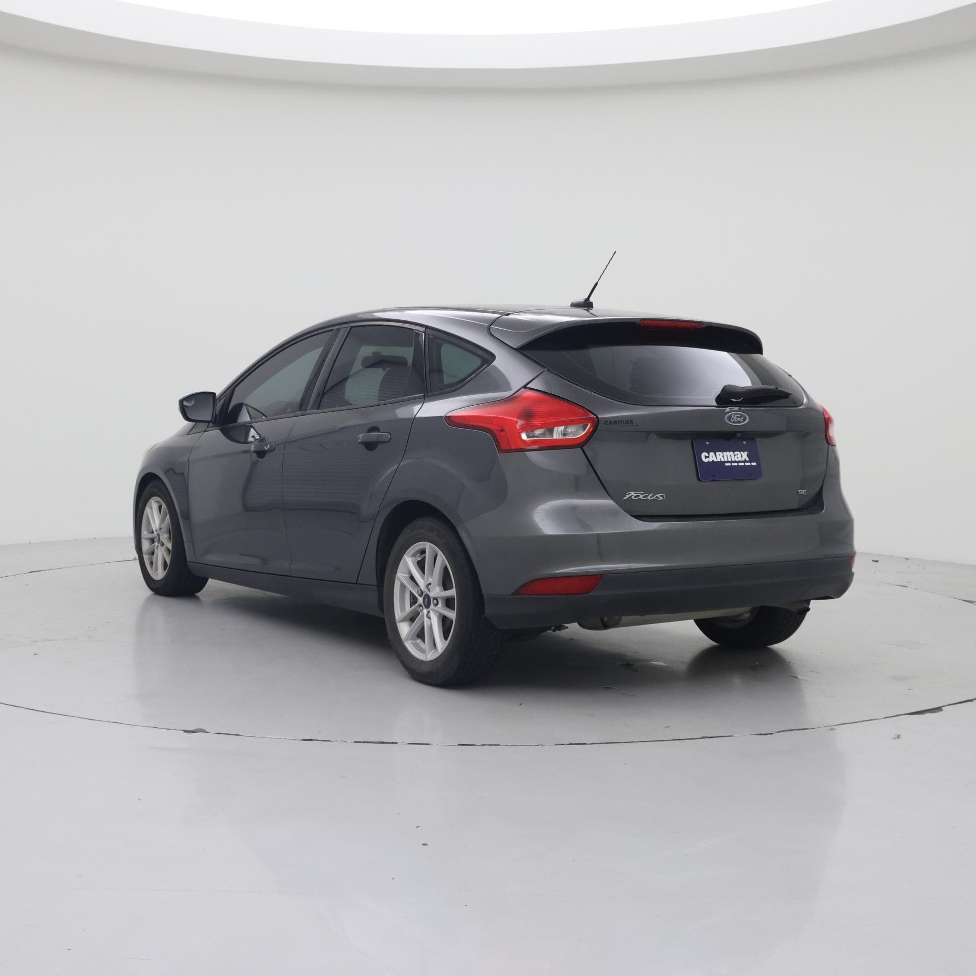 Thumbnail: 2017 Ford Focus - 2