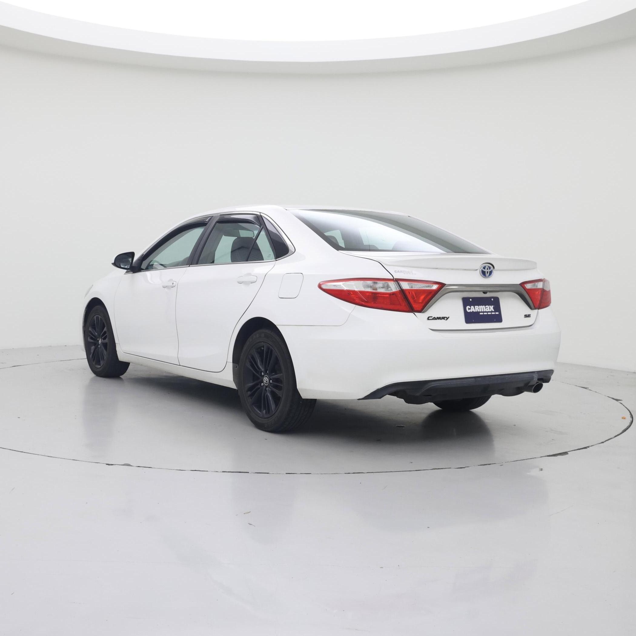 Thumbnail: 2016 Toyota Camry - 2