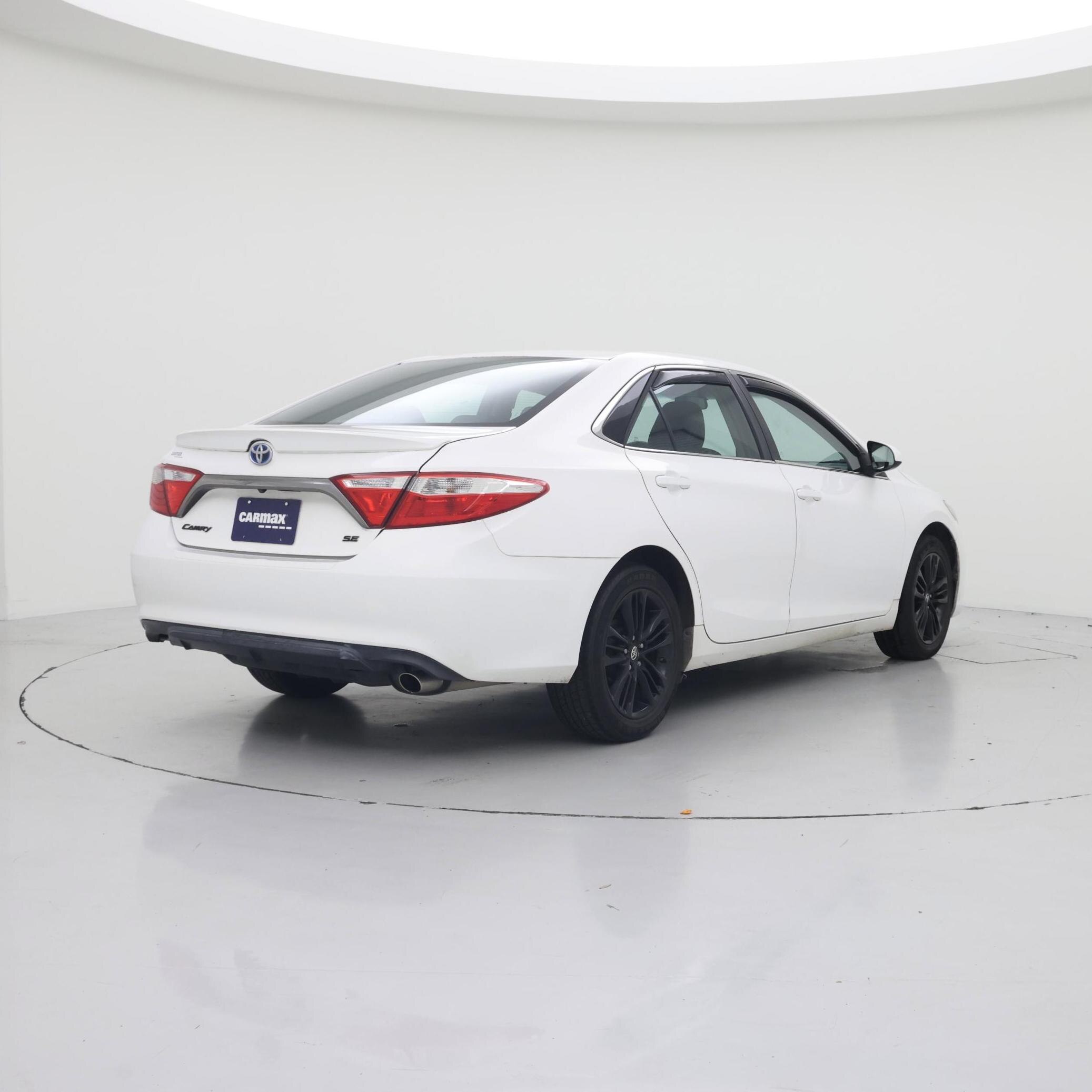 Thumbnail: 2016 Toyota Camry - 8