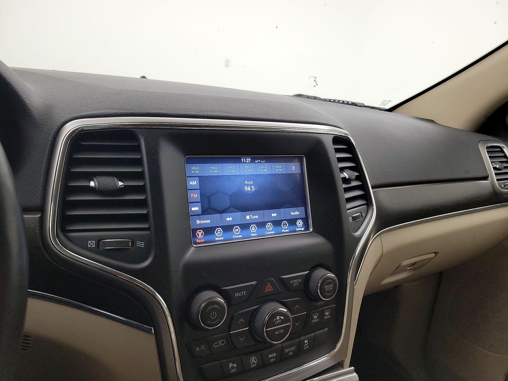 Thumbnail: 2018 Jeep Grand Cherokee - 15