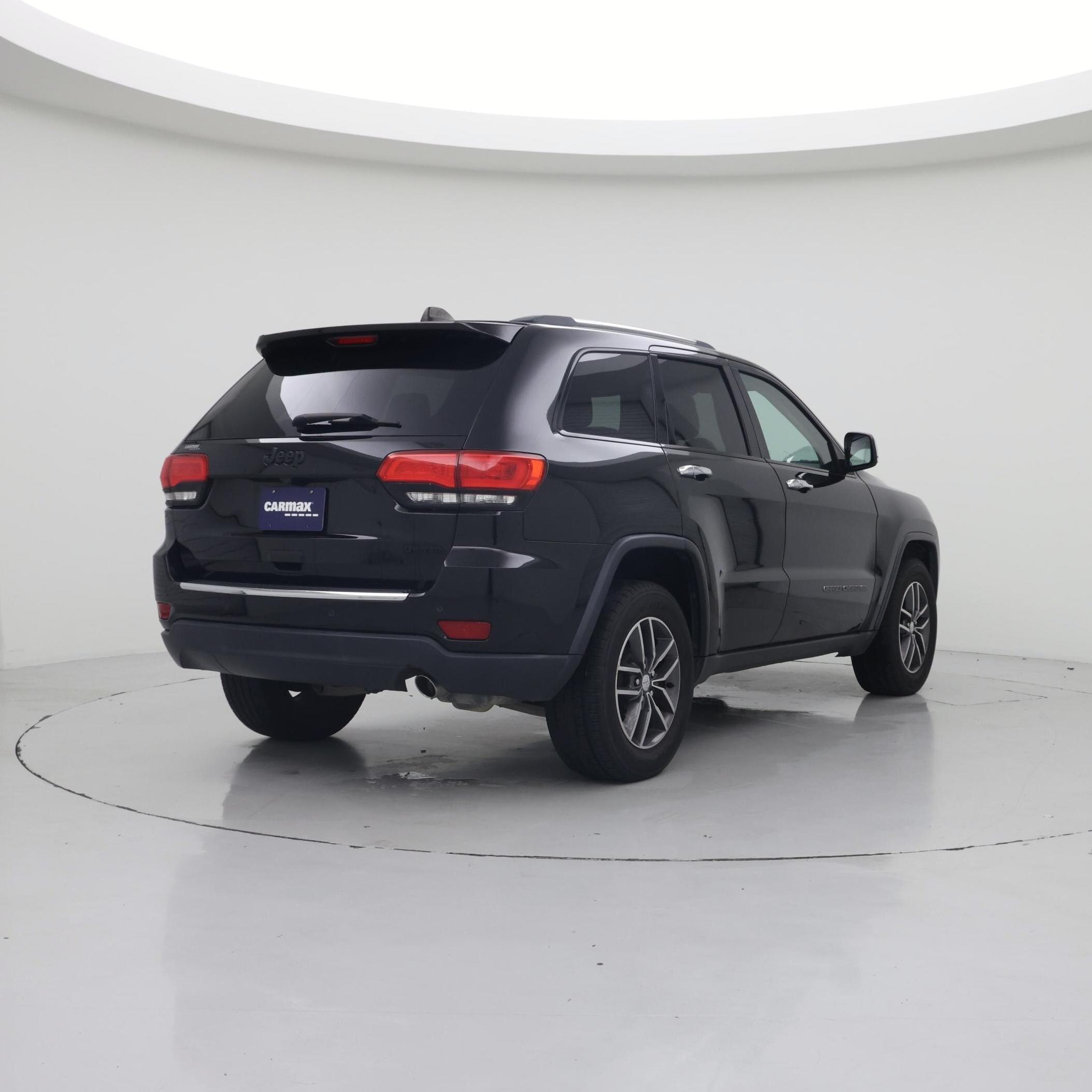 Thumbnail: 2018 Jeep Grand Cherokee - 8