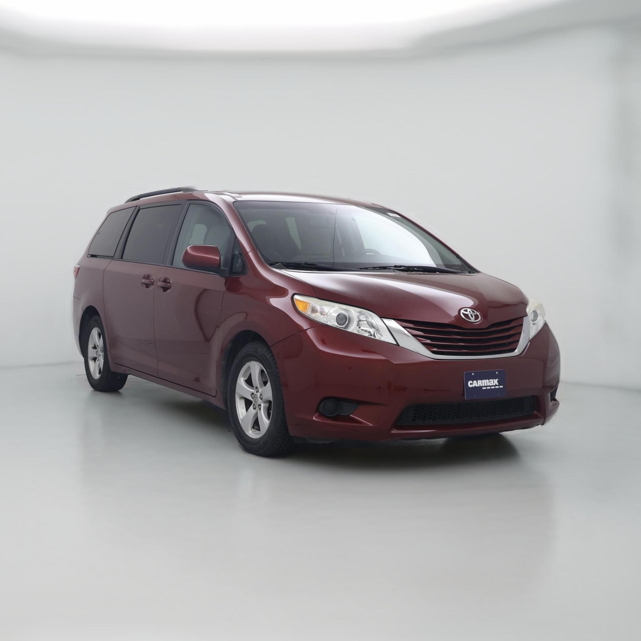 Thumbnail: 2017 Toyota Sienna - 1