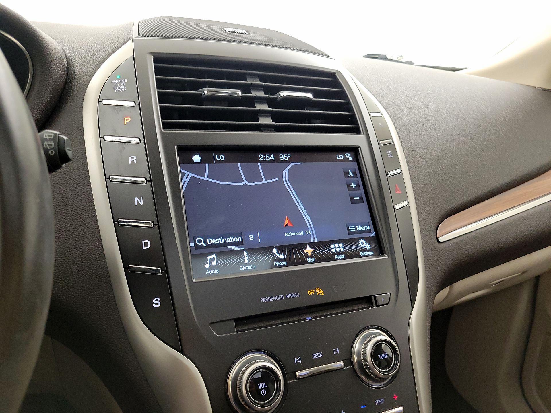 Thumbnail: 2017 Lincoln MKC - 14