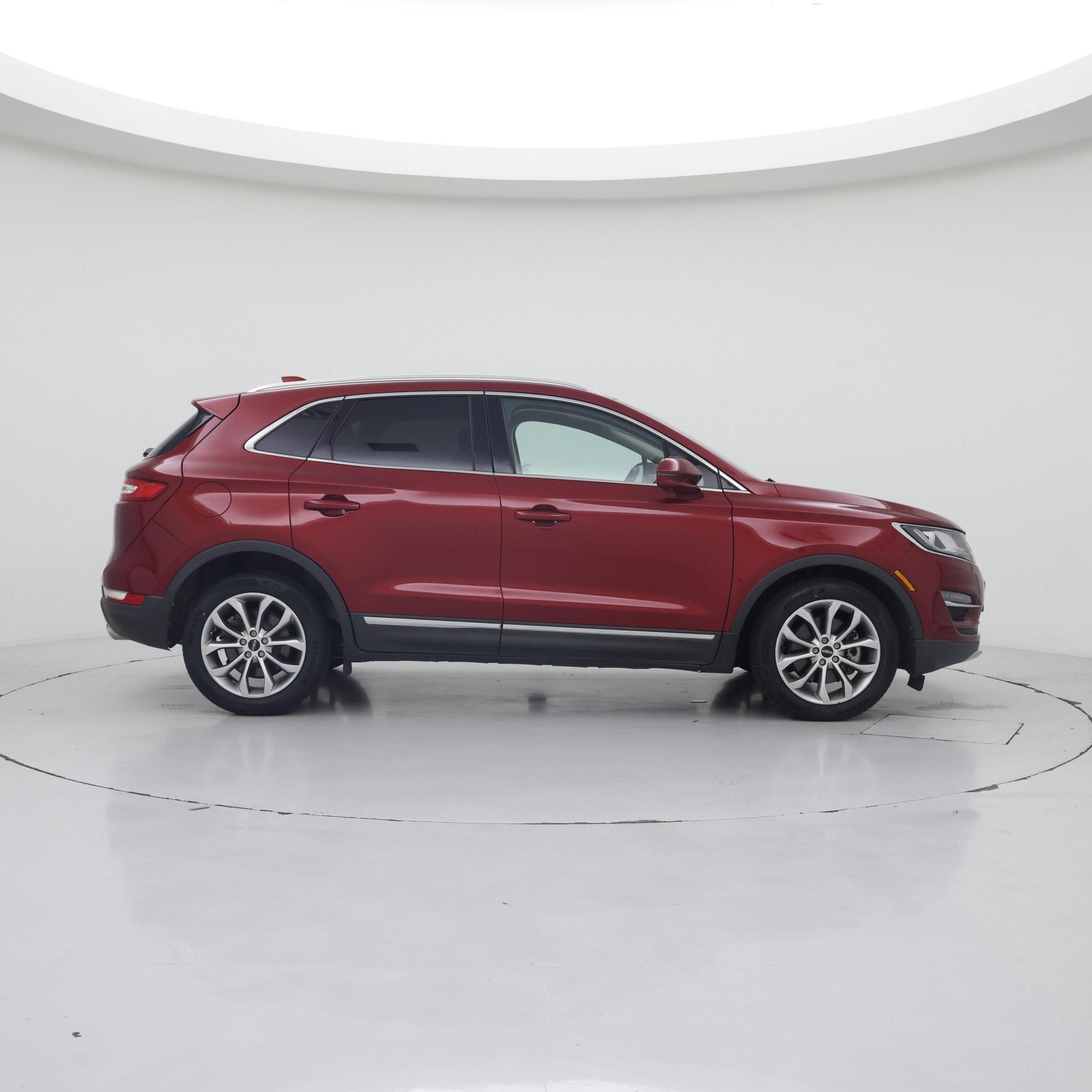 Thumbnail: 2017 Lincoln MKC - 7
