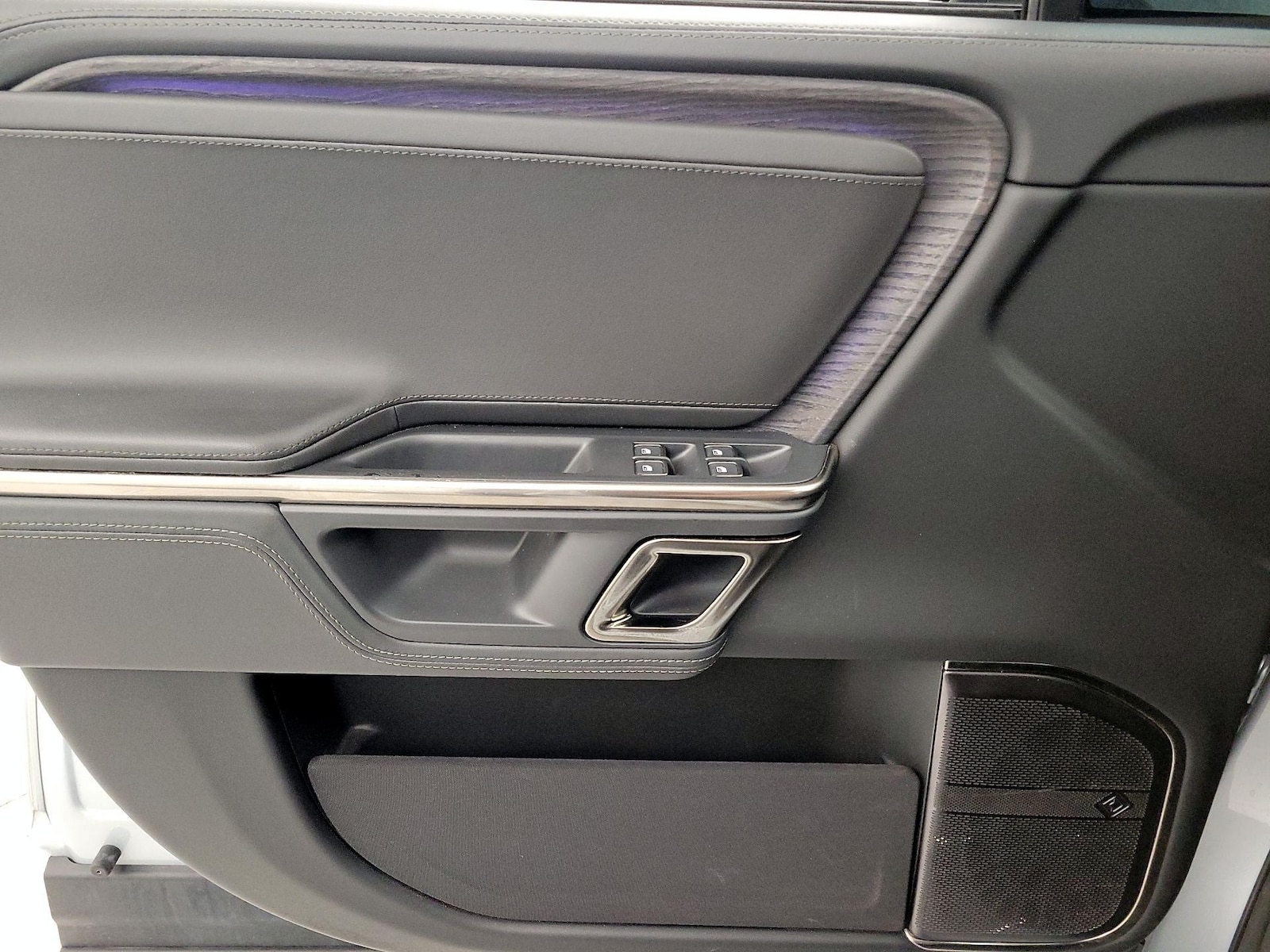 2023 Rivian R1T Adventure - Photo 13