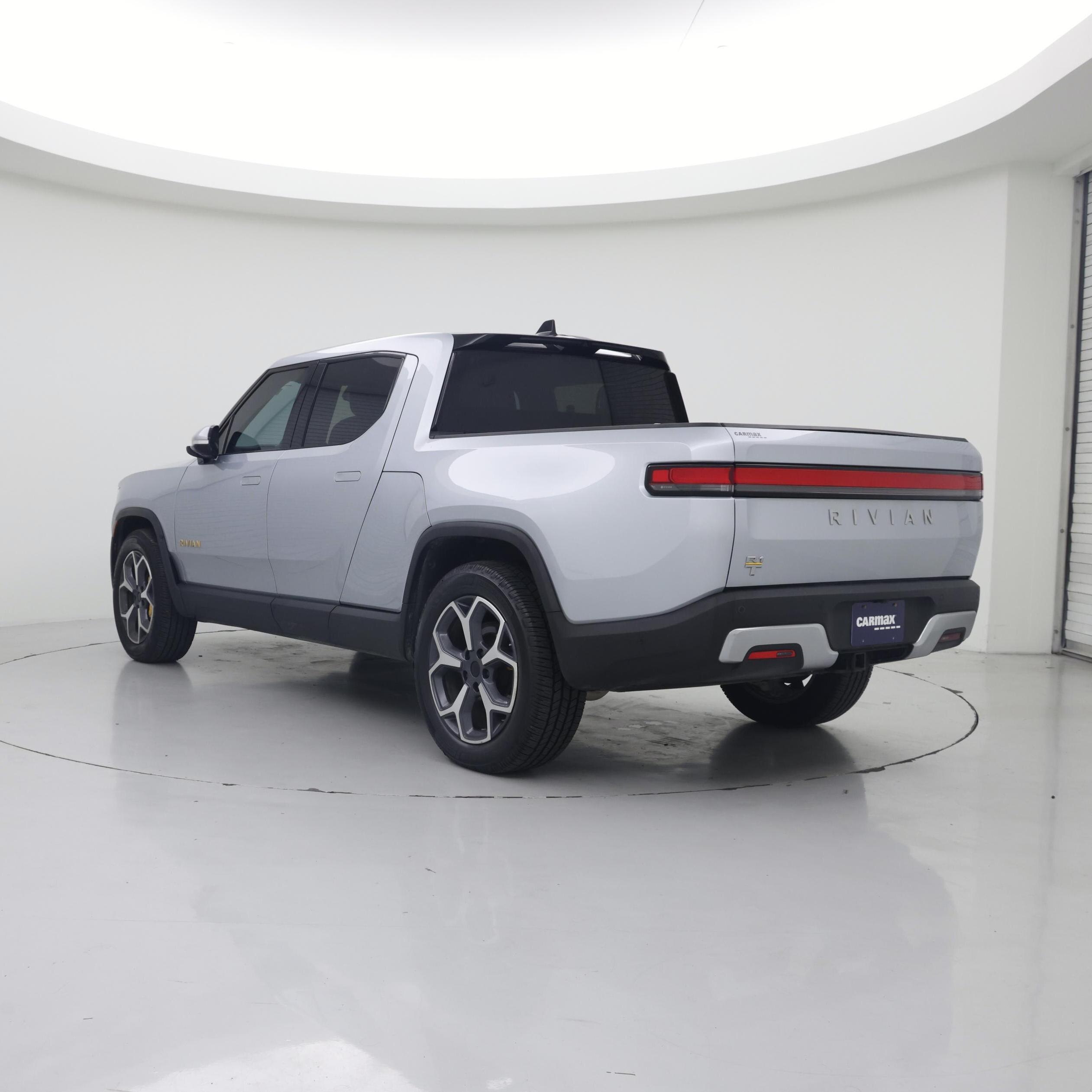 Thumbnail: 2023 Rivian R1T - 2