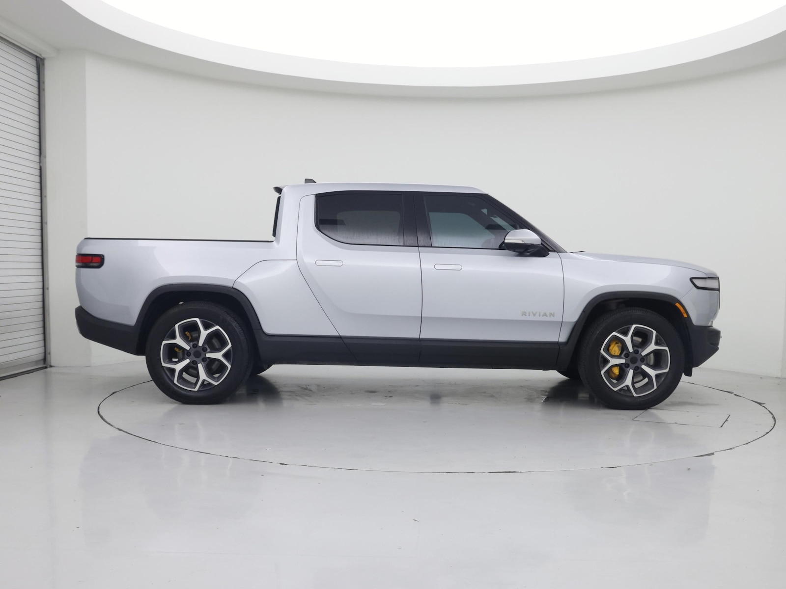 2023 Rivian R1T Adventure - Photo 8