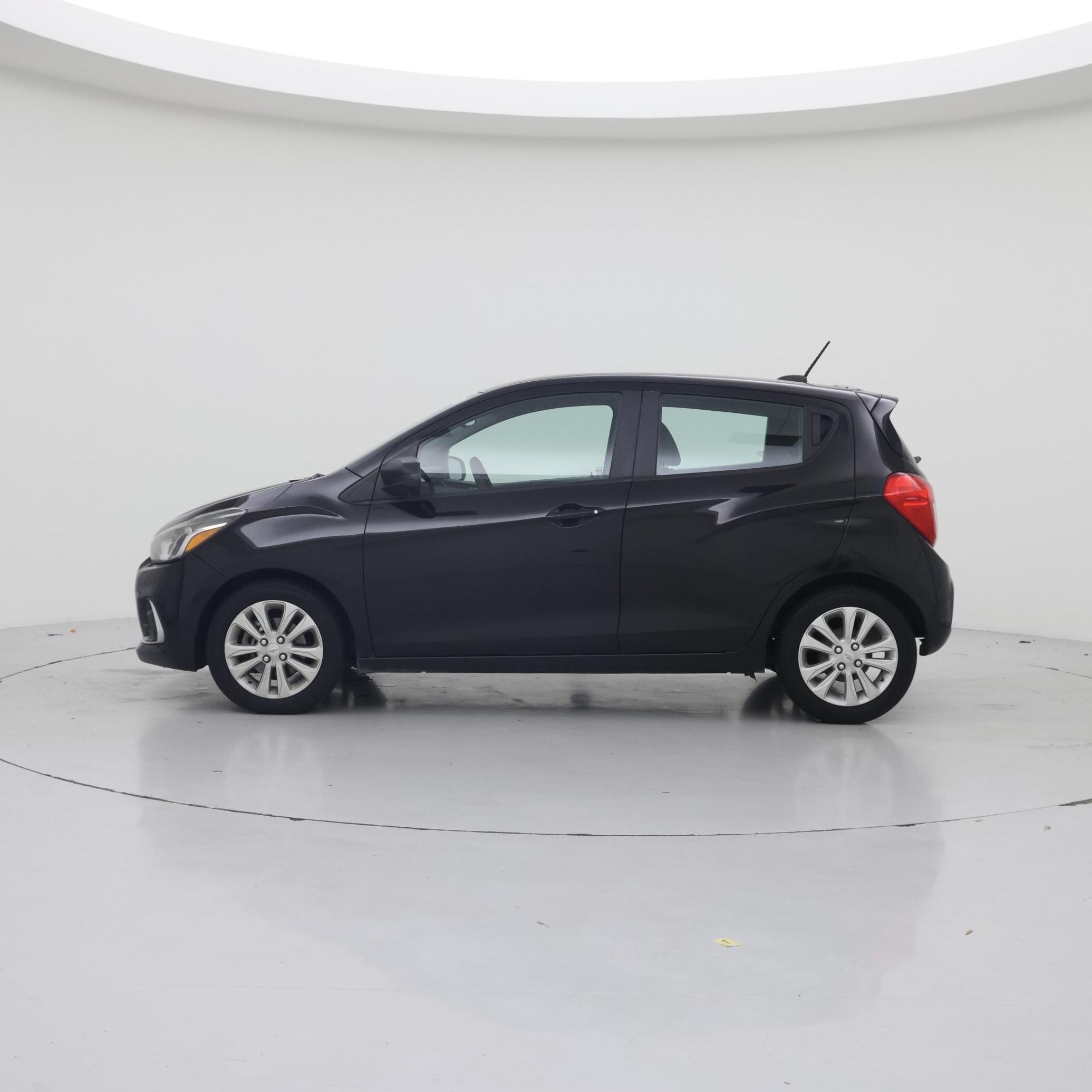 Thumbnail: 2017 Chevrolet Spark - 3