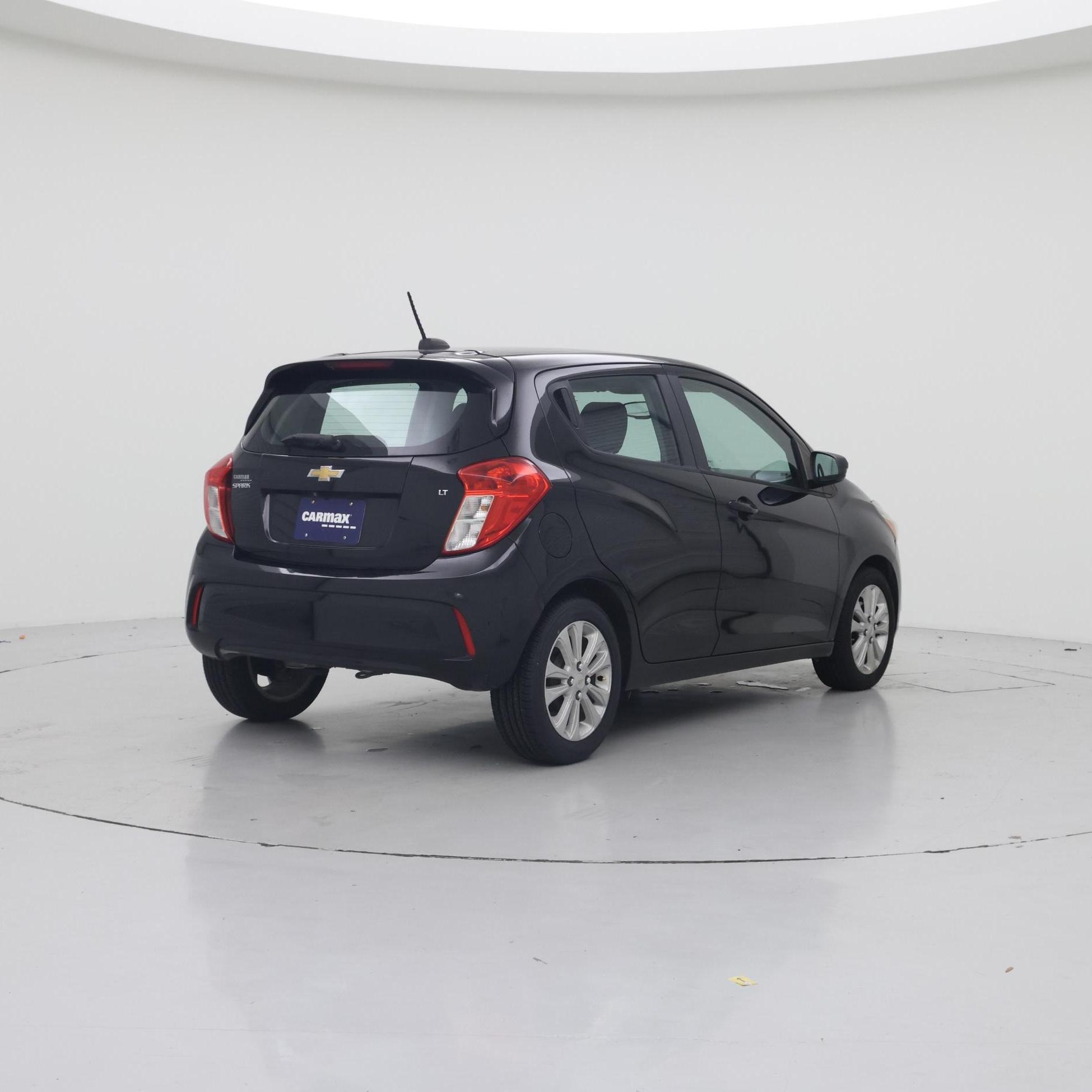 Thumbnail: 2017 Chevrolet Spark - 8