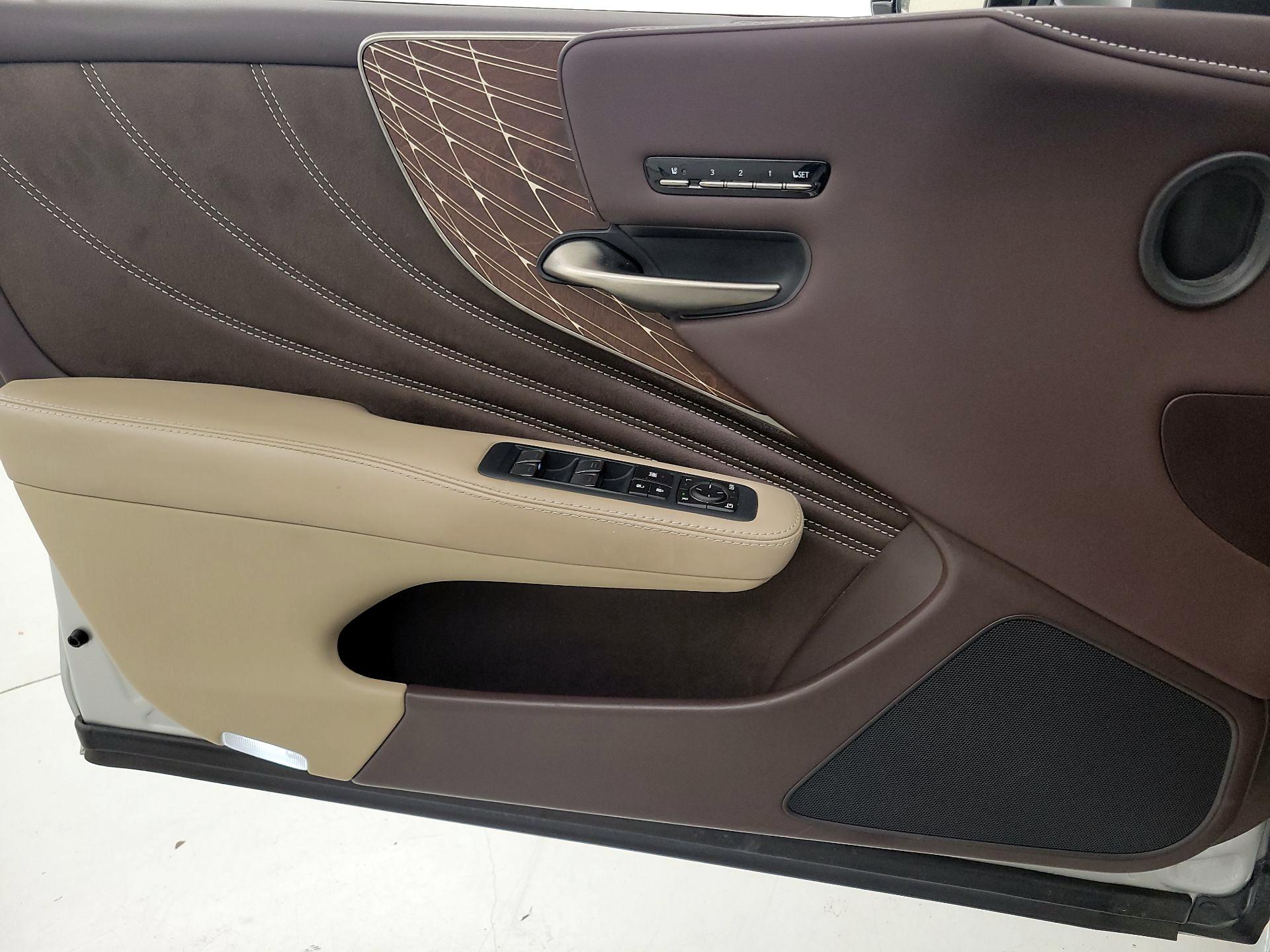 Thumbnail: 2018 Lexus LS - 12