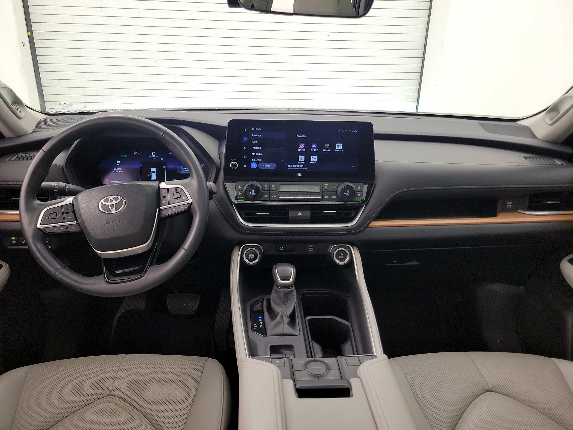Thumbnail: 2024 Toyota Grand Highlander - 9