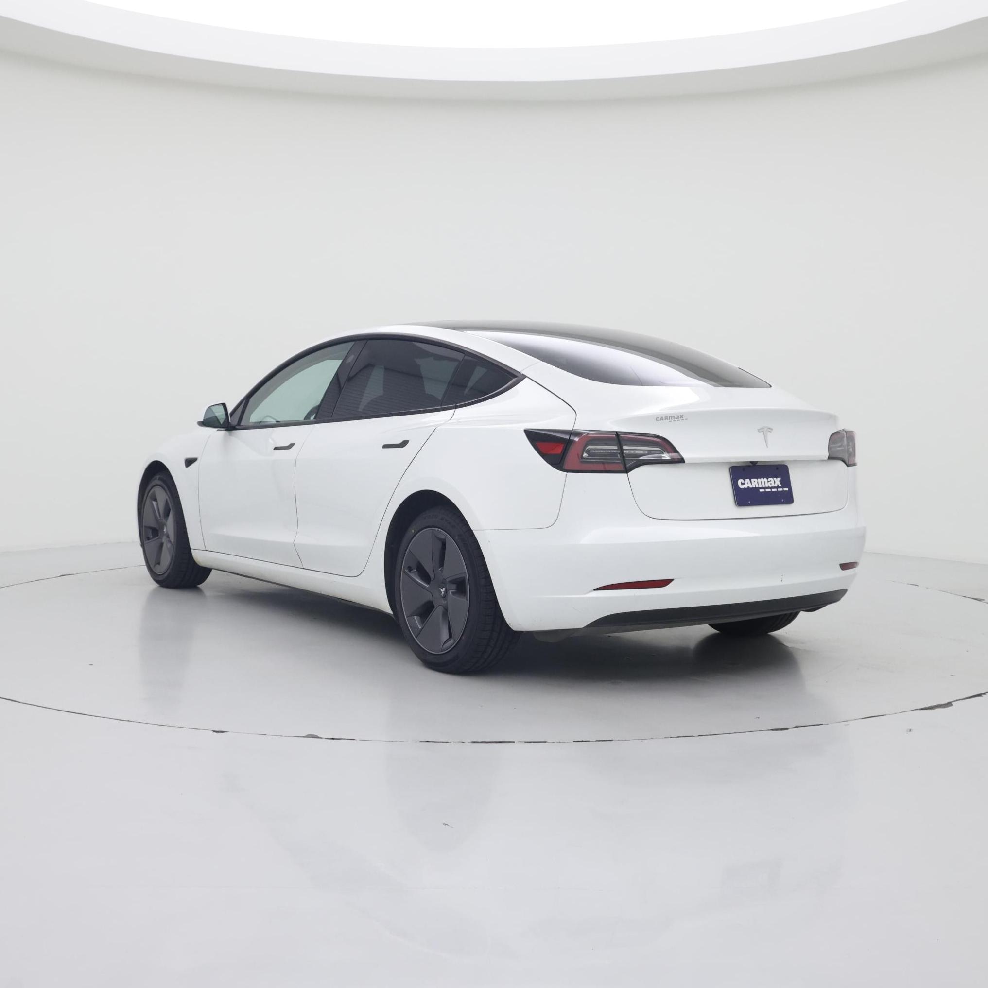 Thumbnail: 2023 Tesla Model 3 - 2