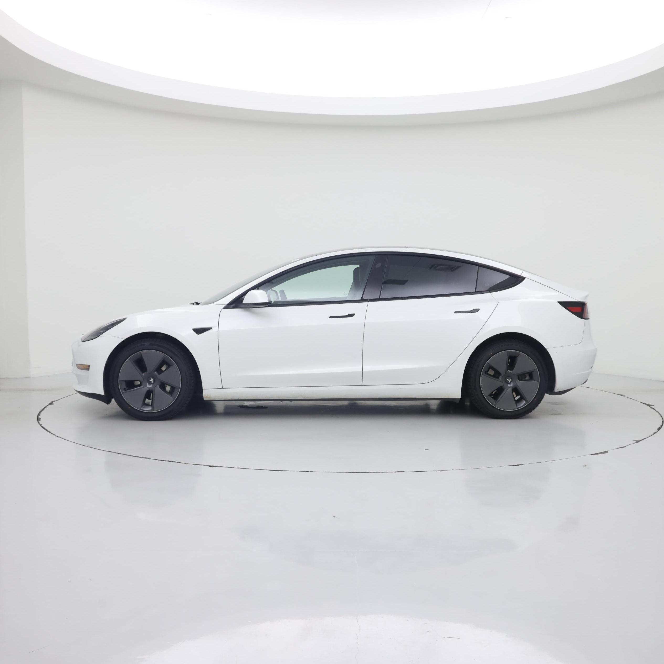 Thumbnail: 2023 Tesla Model 3 - 3