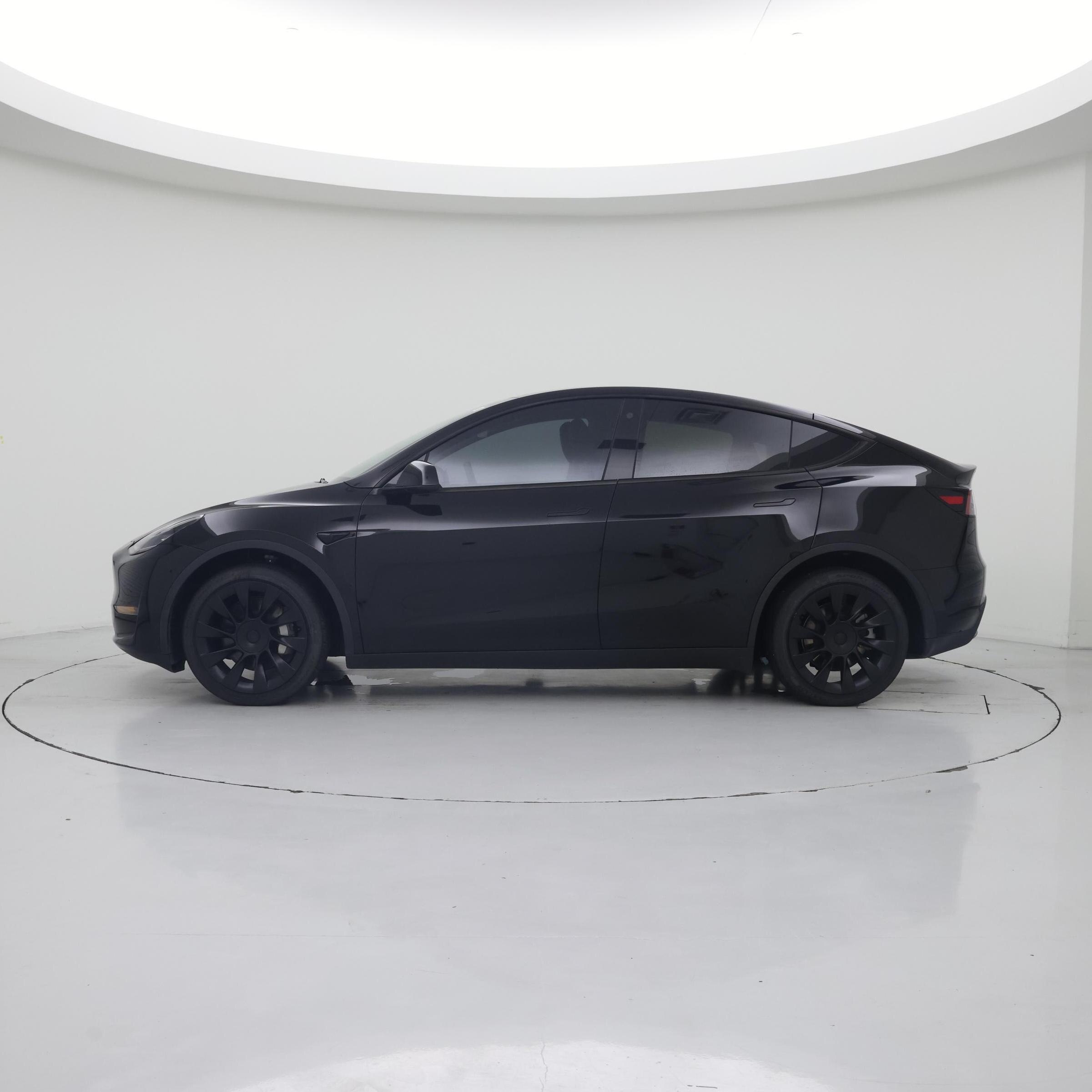 Thumbnail: 2023 Tesla Model Y - 3