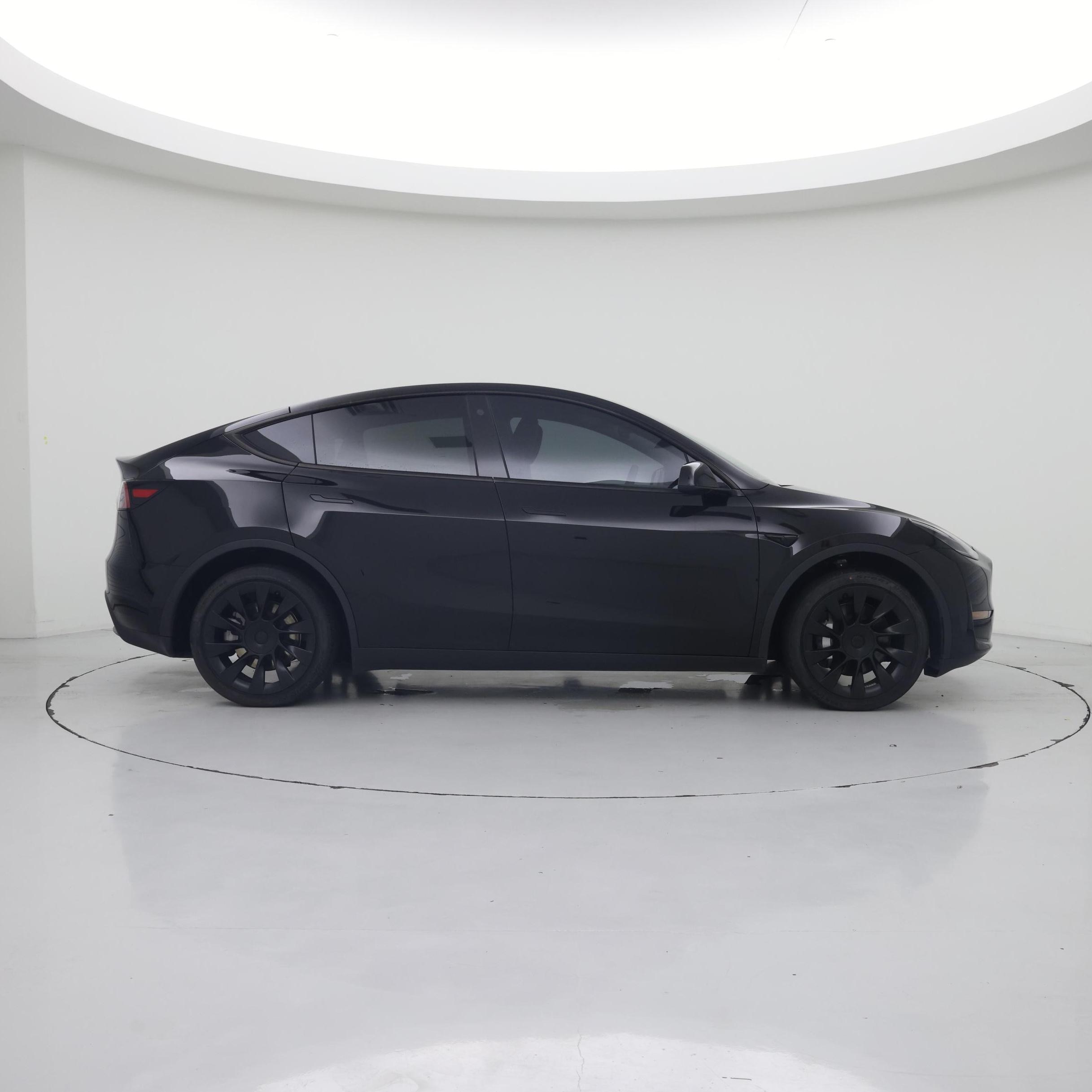 Thumbnail: 2023 Tesla Model Y - 7