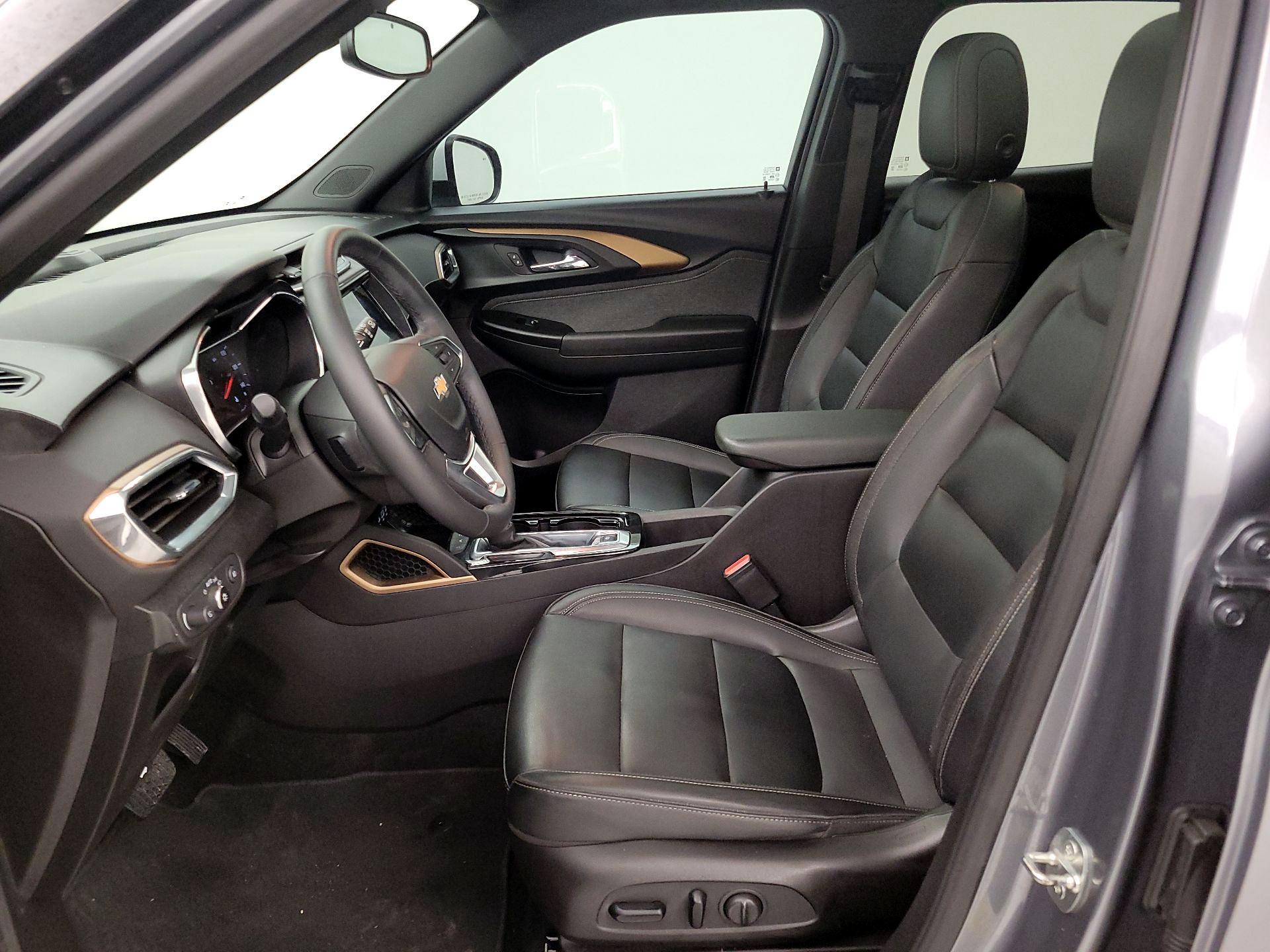 Thumbnail: 2021 Chevrolet TrailBlazer - 11