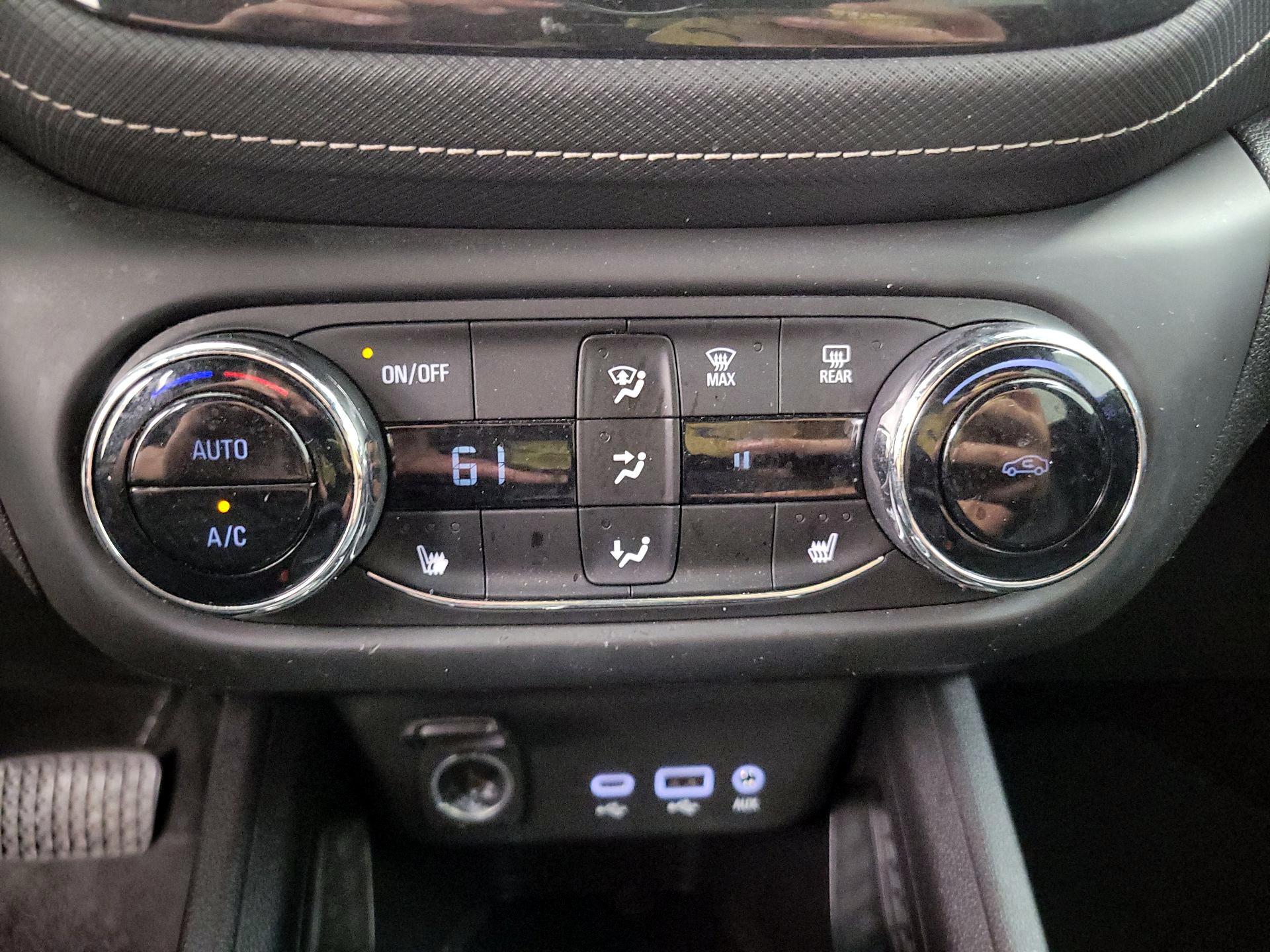 Thumbnail: 2021 Chevrolet TrailBlazer - 16