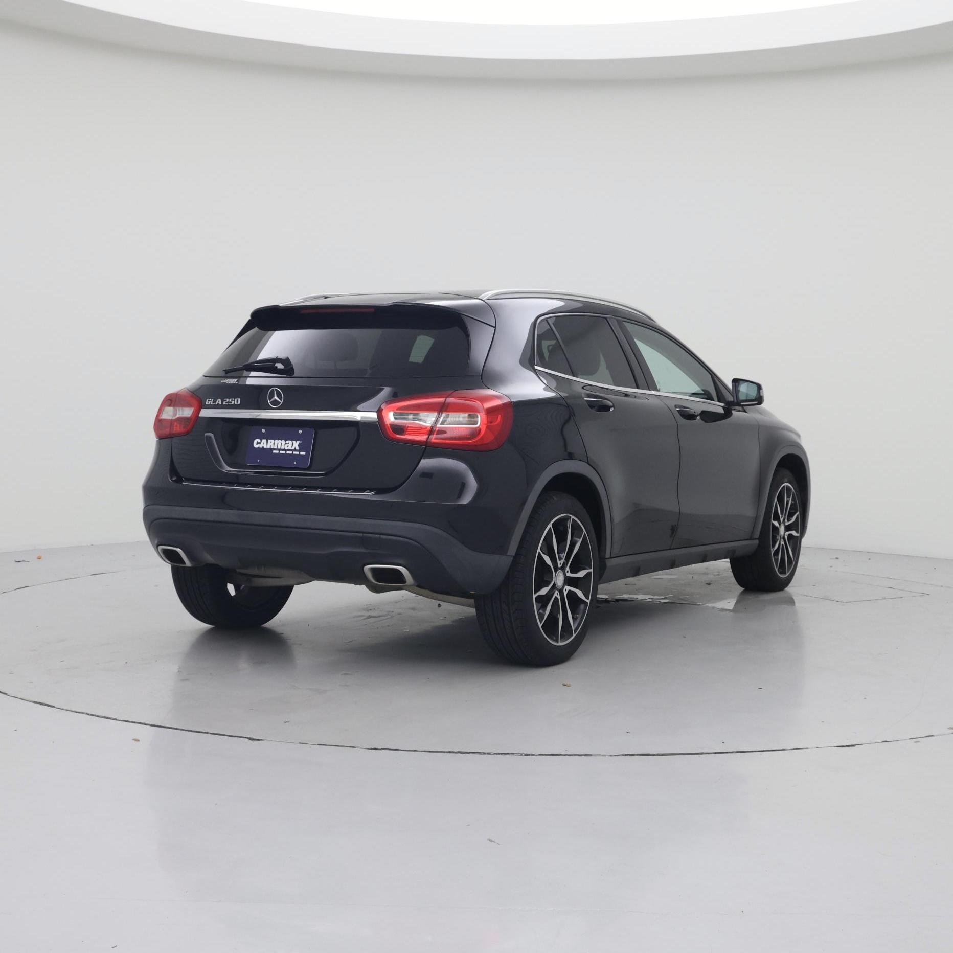 Thumbnail: 2015 Mercedes-Benz GLA - 8