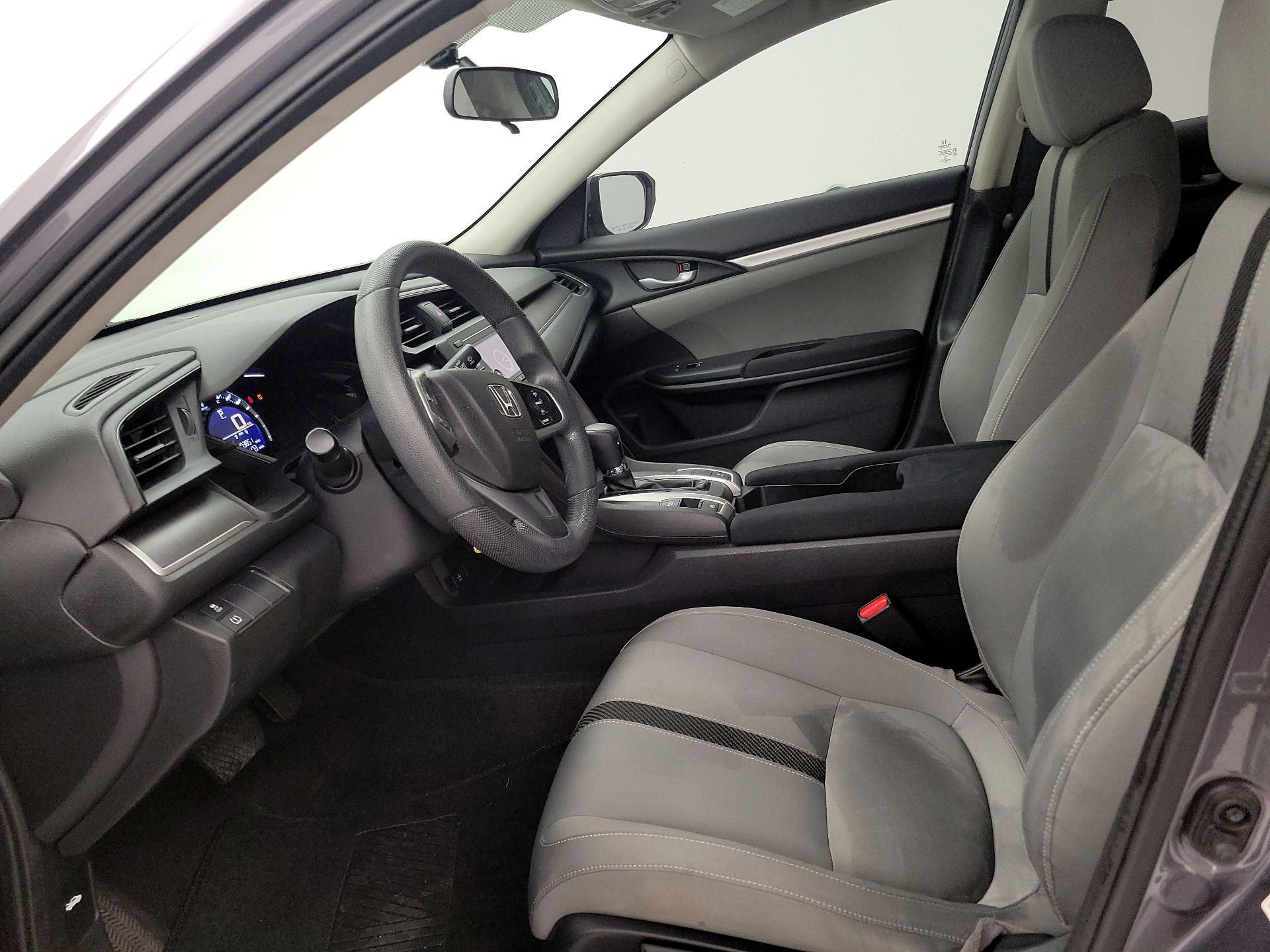 Thumbnail: 2016 Honda Civic - 11