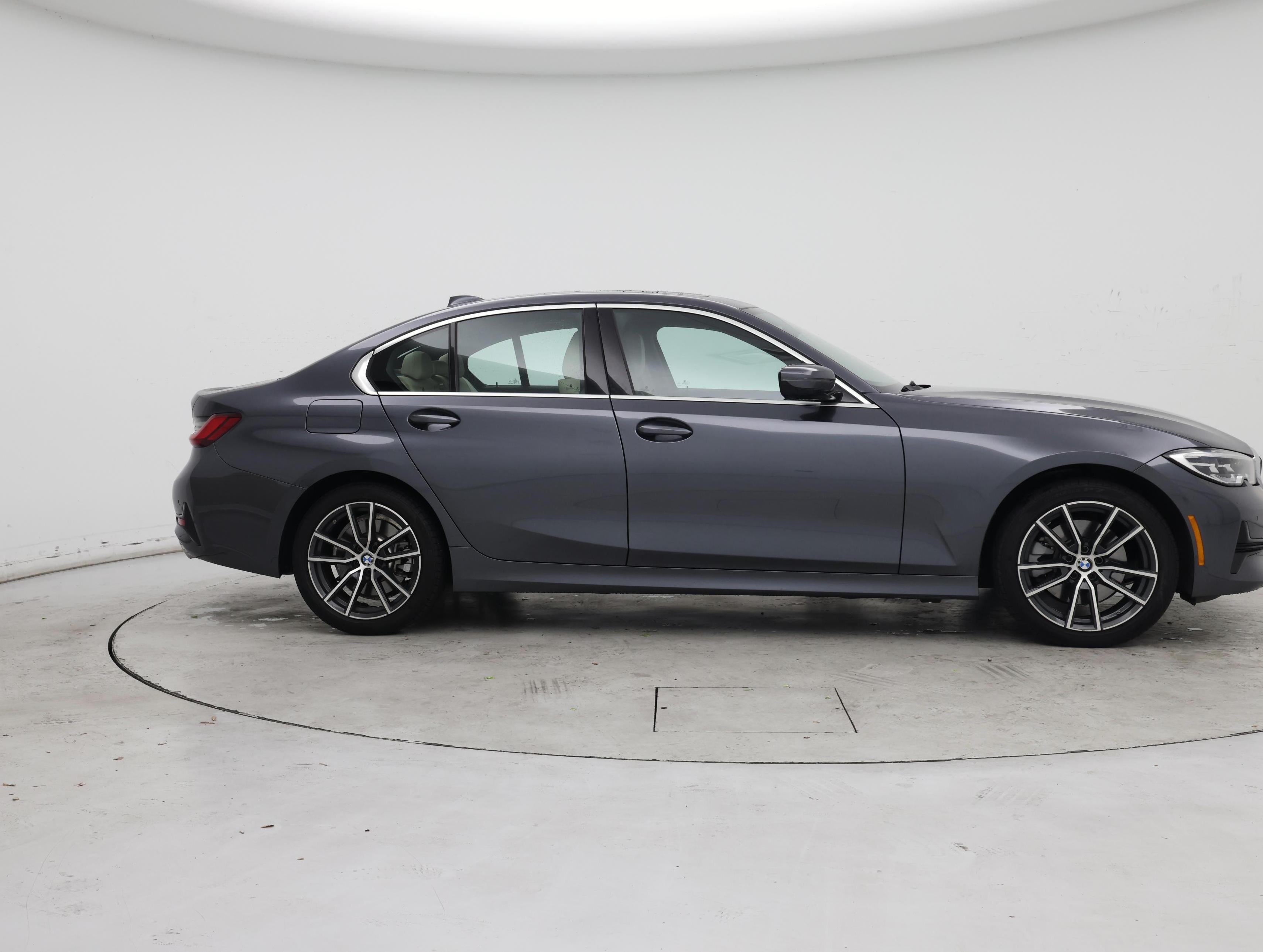 Thumbnail: 2022 BMW 3 Series - 7