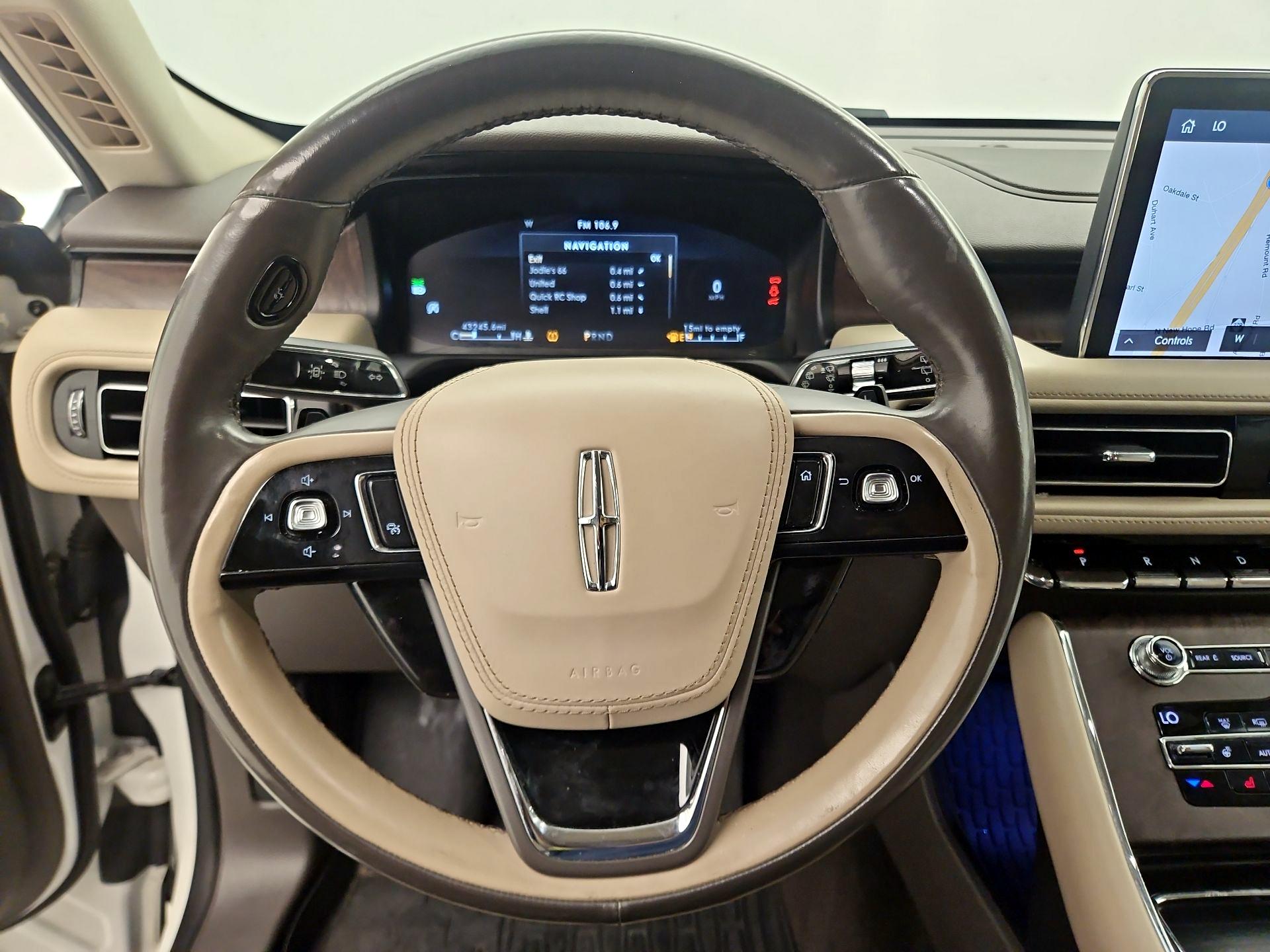 Thumbnail: 2020 Lincoln Aviator - 10