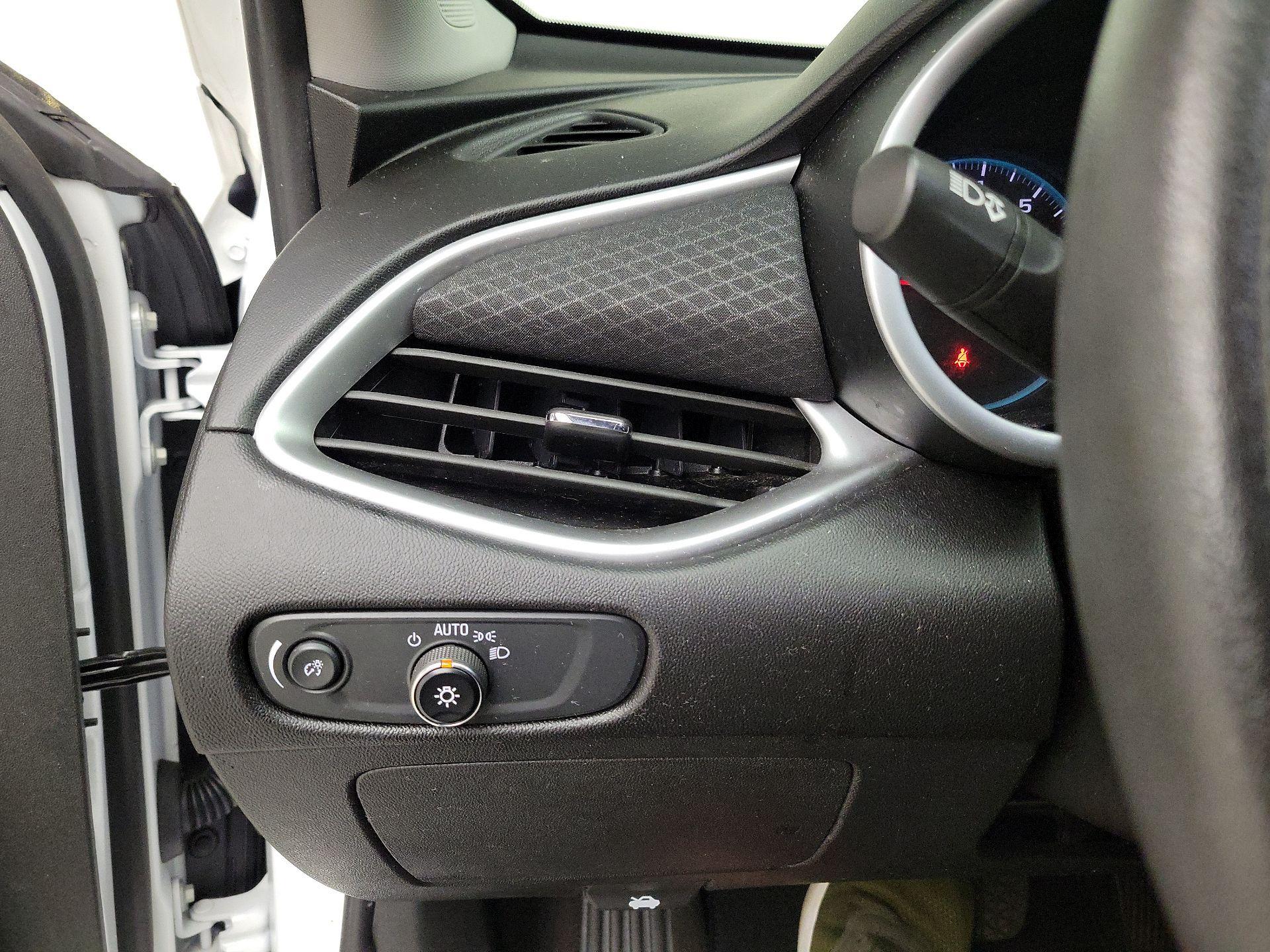 Thumbnail: 2023 Chevrolet Malibu - 13