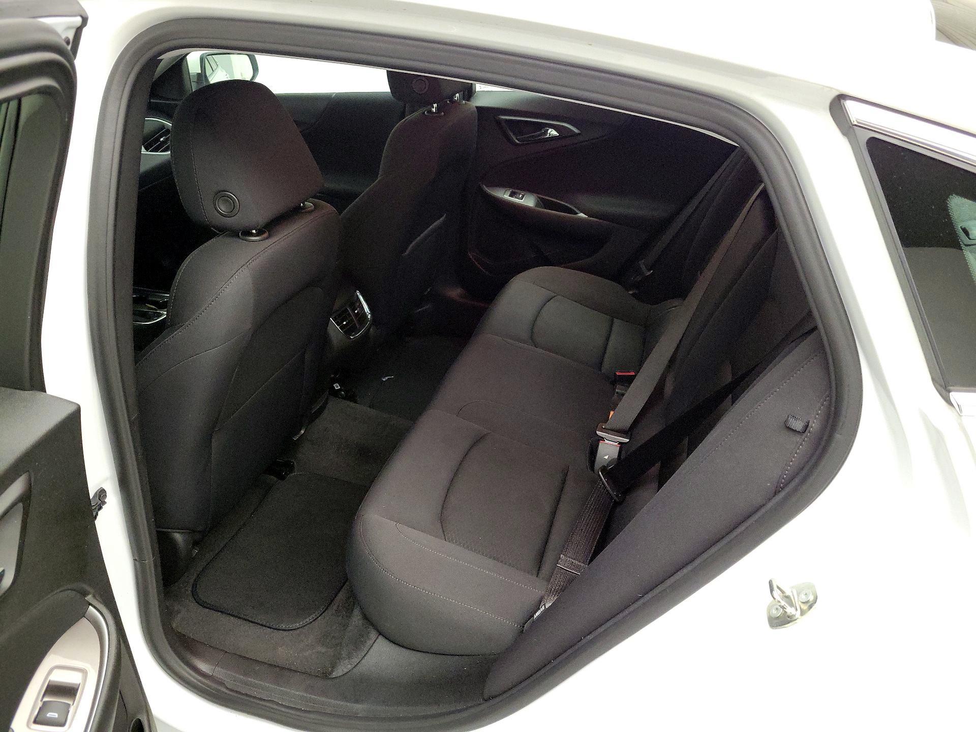 Thumbnail: 2023 Chevrolet Malibu - 18