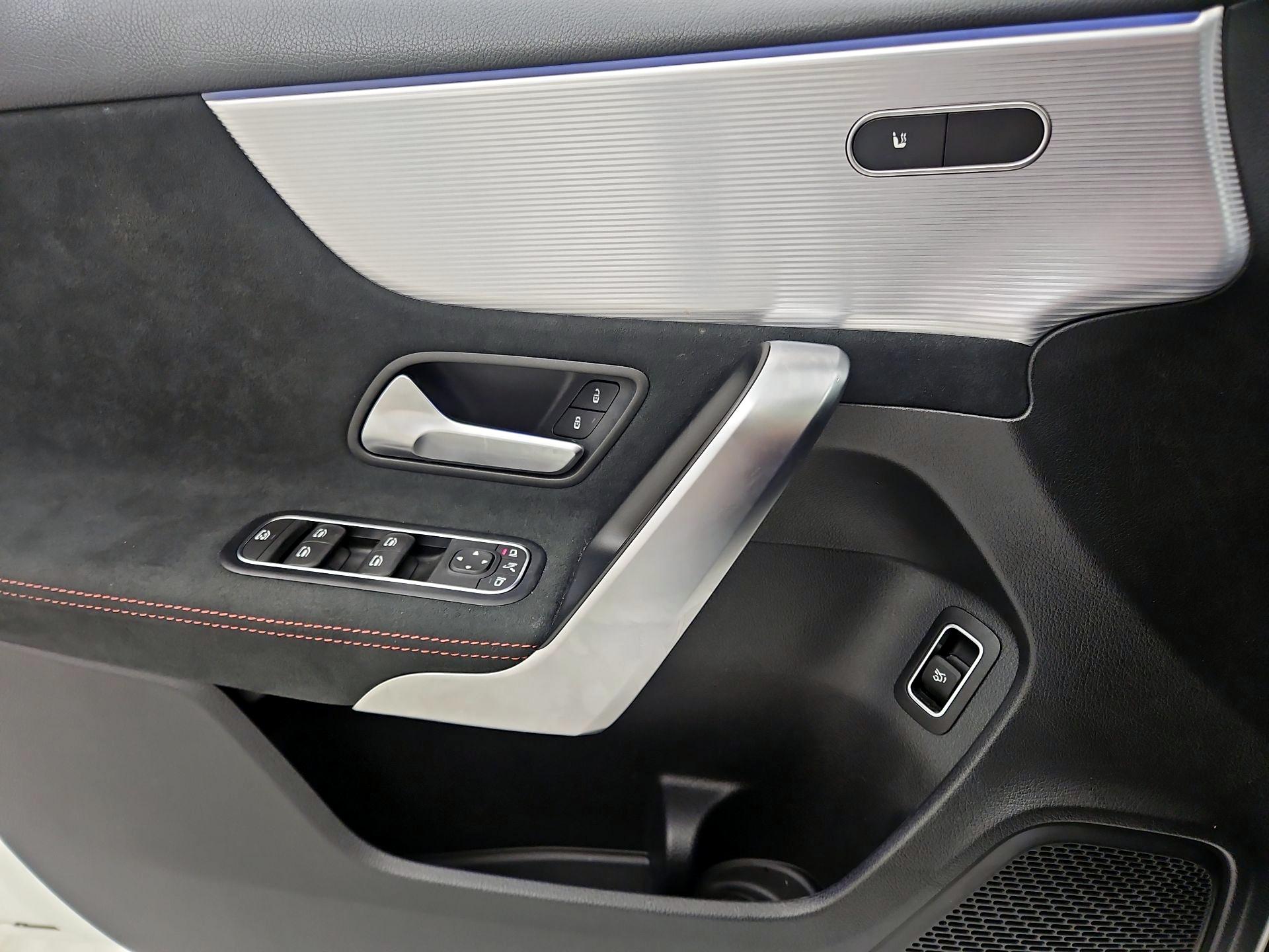 Thumbnail: 2022 Mercedes-Benz A-Class - 12