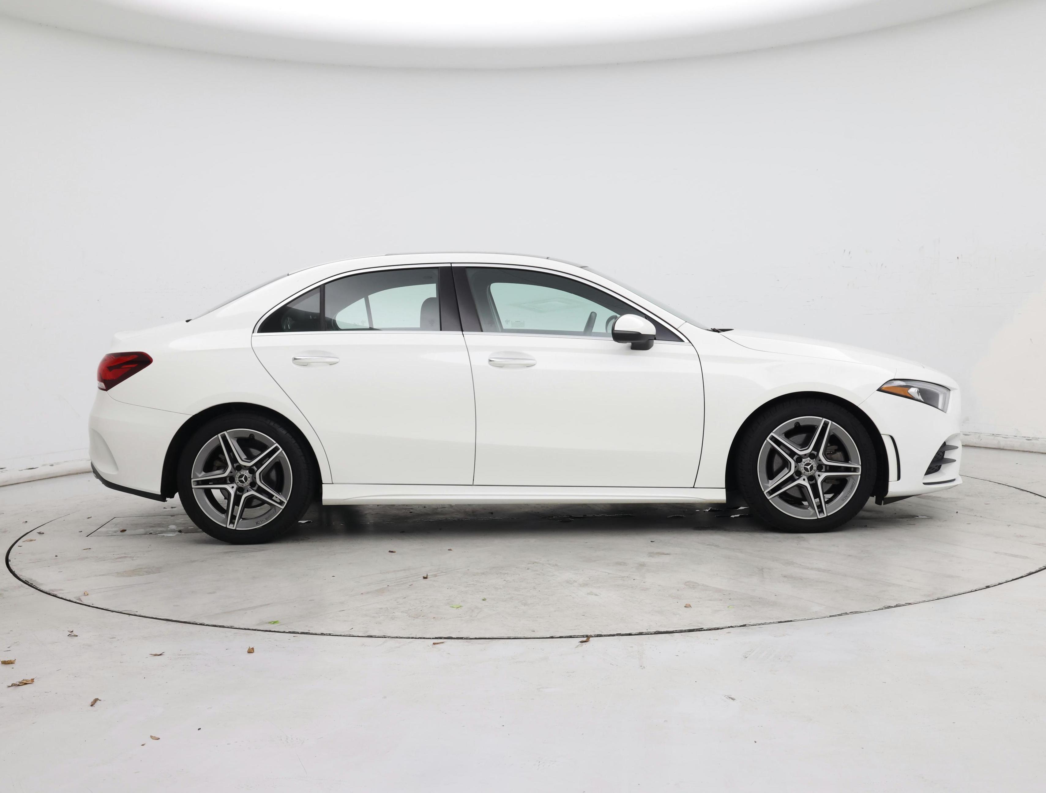 Thumbnail: 2022 Mercedes-Benz A-Class - 7
