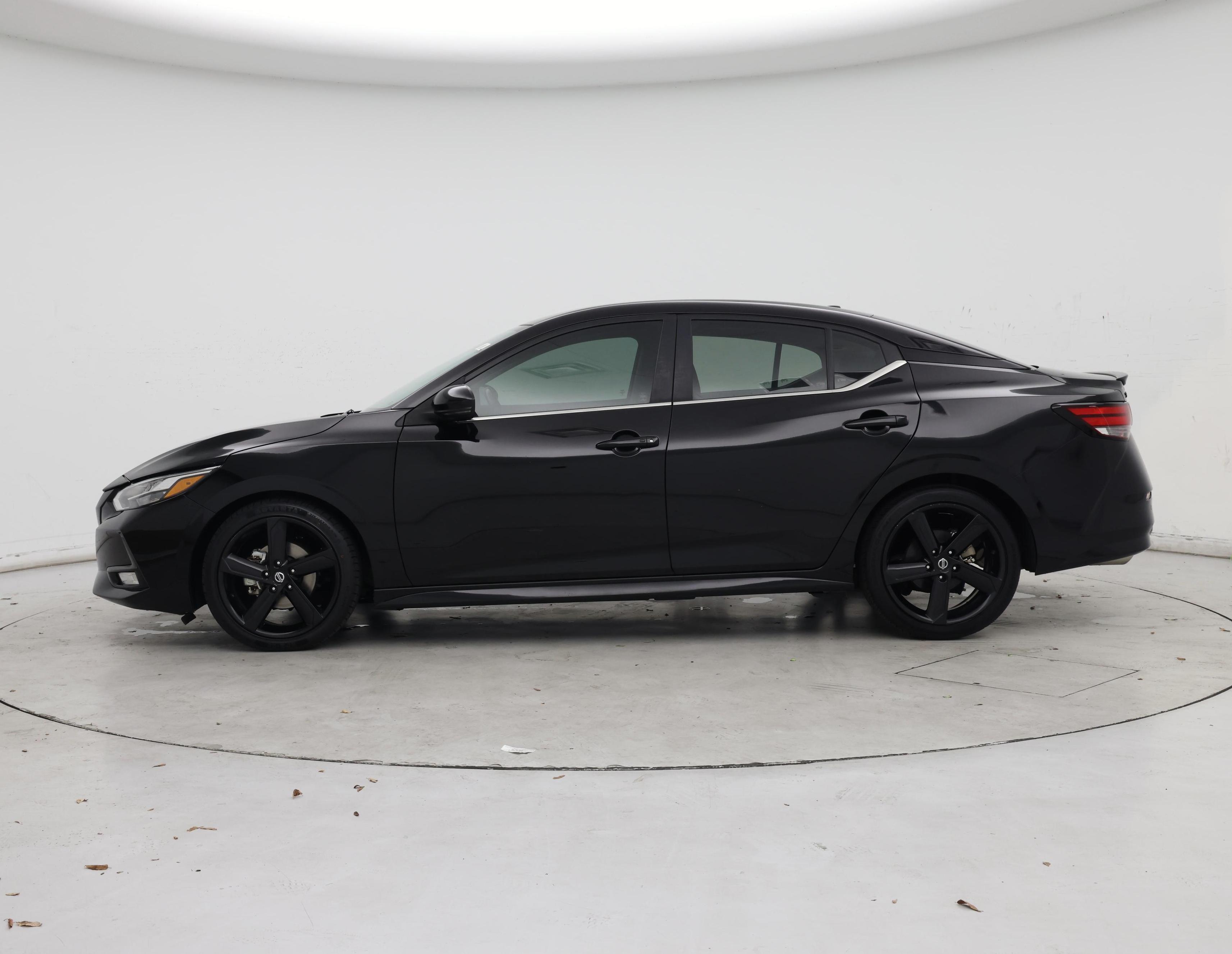 Thumbnail: 2022 Nissan Sentra - 3