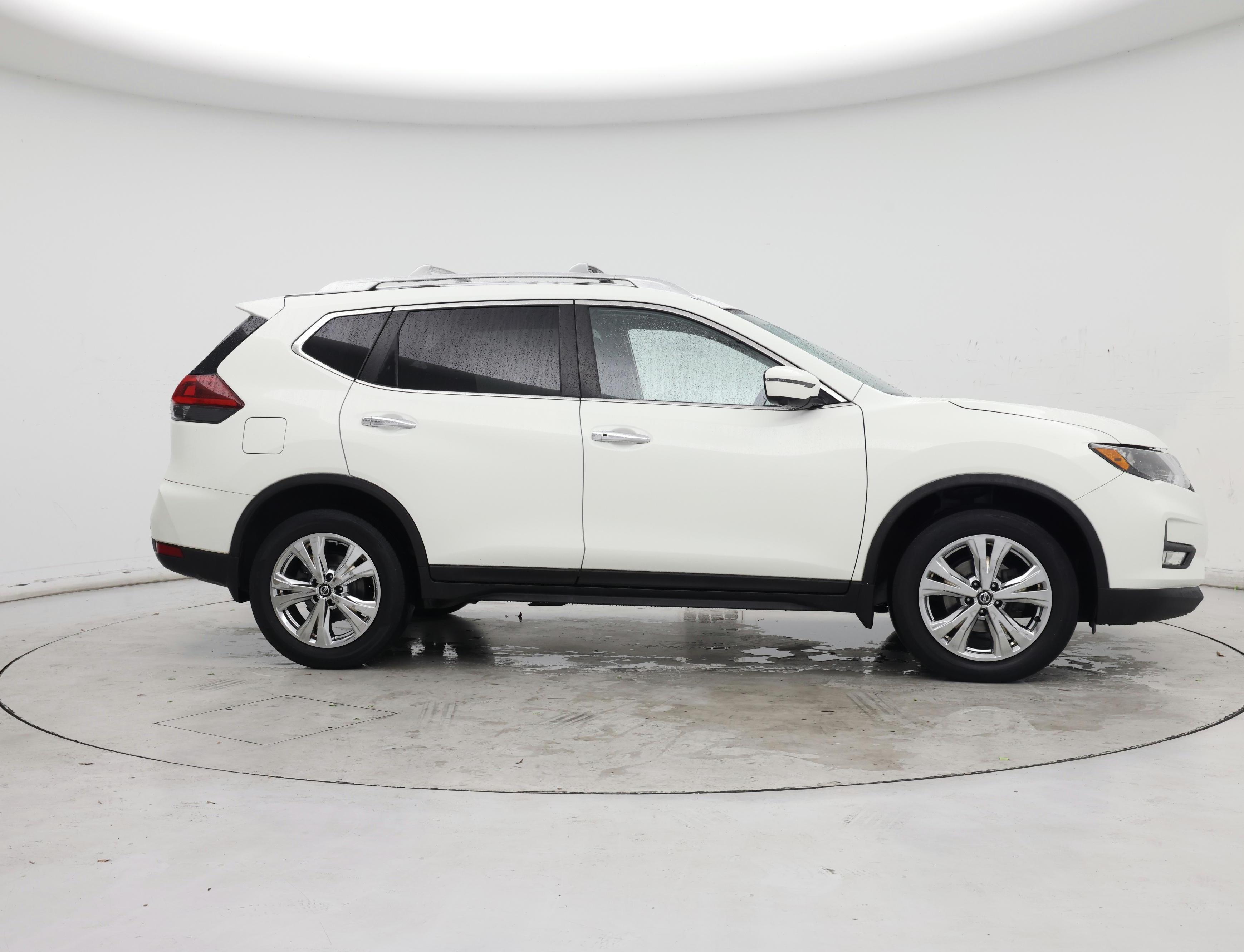 Thumbnail: 2020 Nissan Rogue - 7
