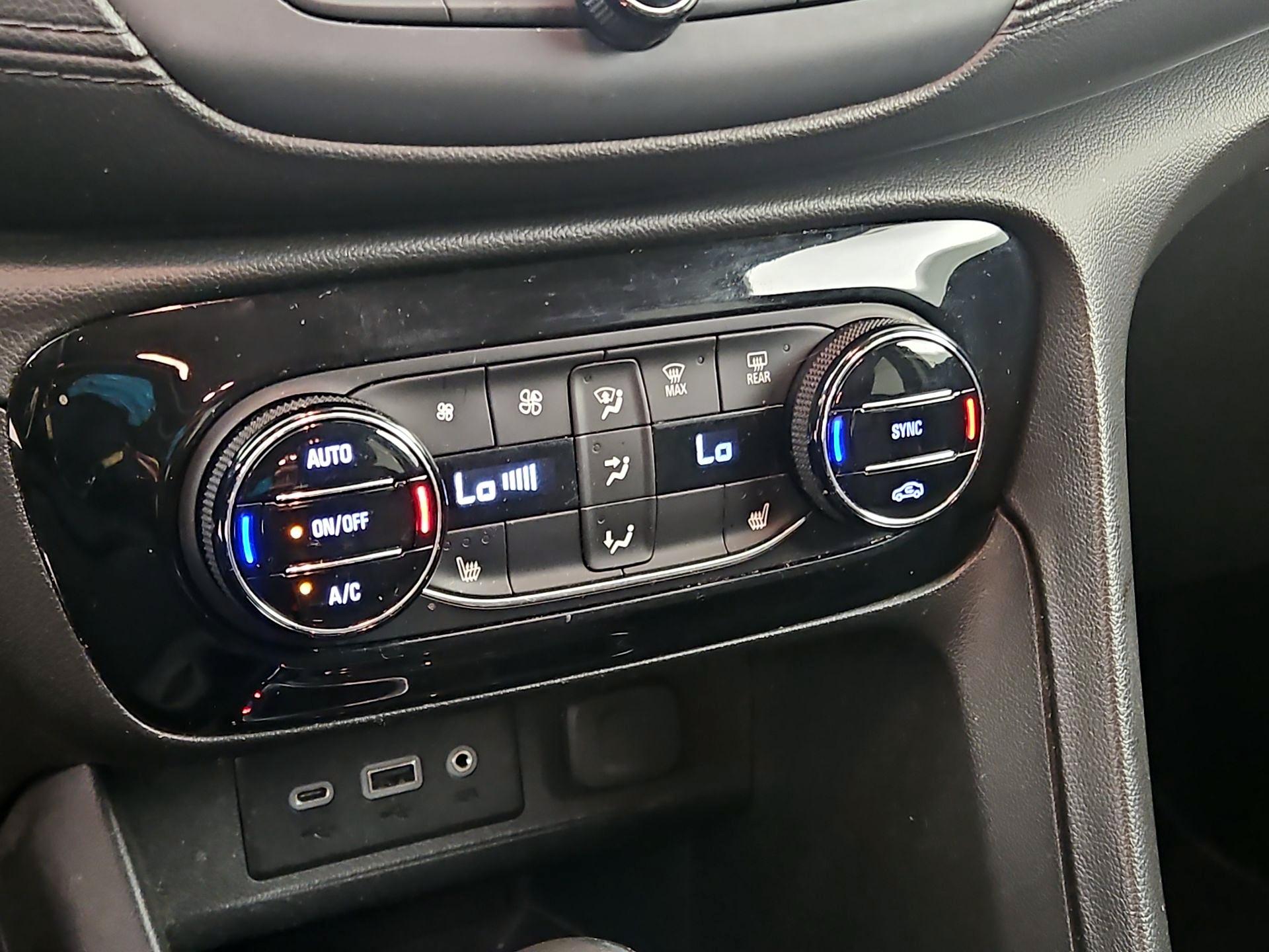 Thumbnail: 2021 Buick Encore GX - 16