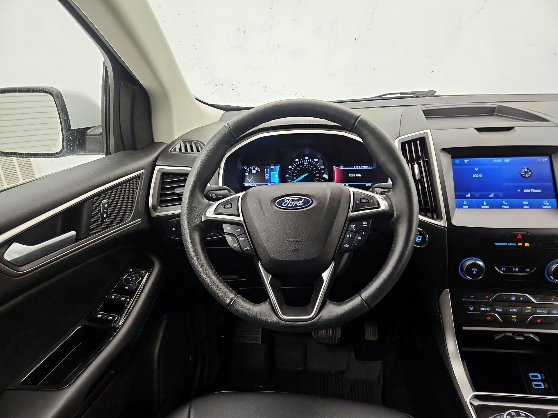 Thumbnail: 2020 Ford Edge - 10