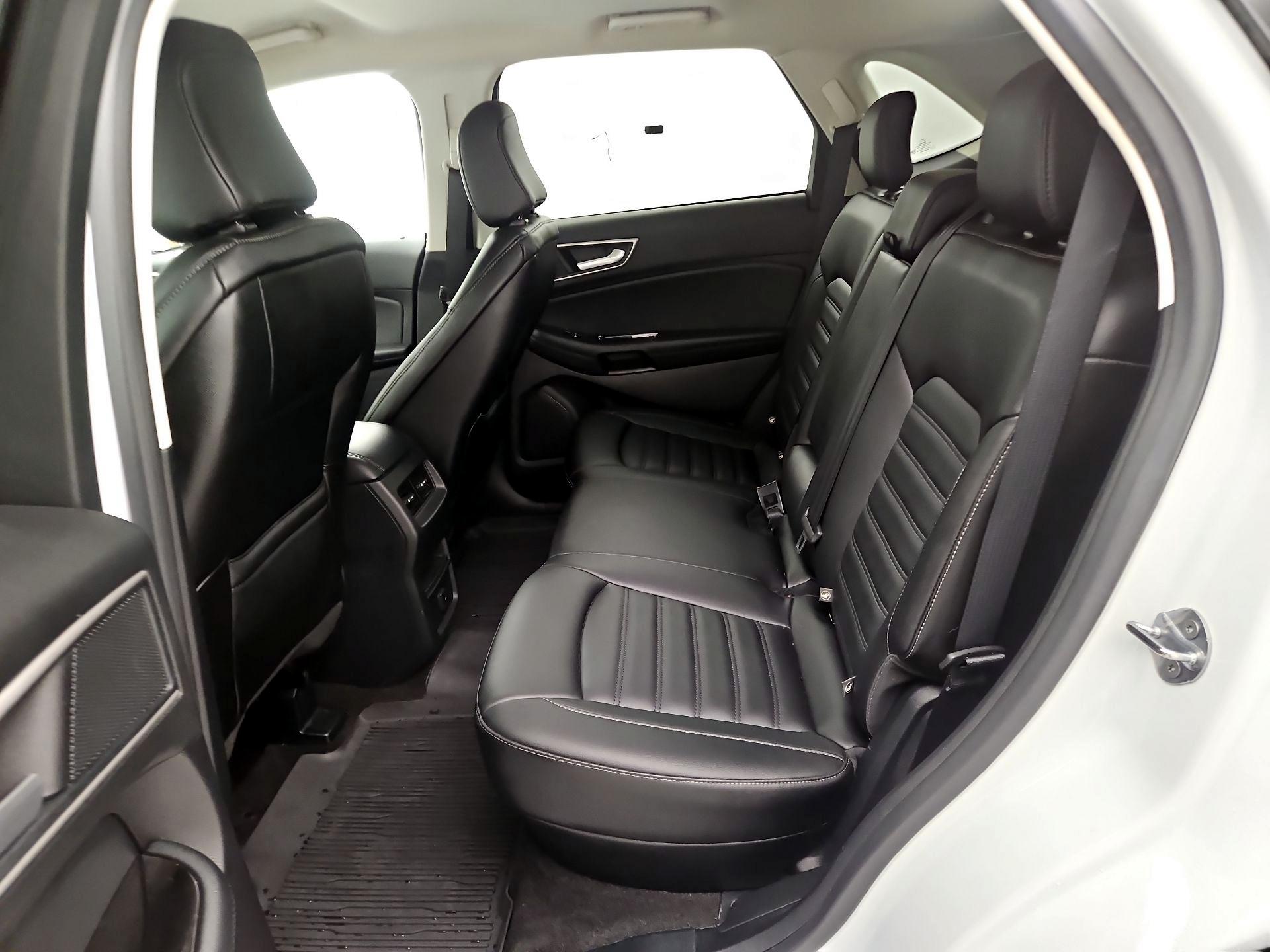 Thumbnail: 2020 Ford Edge - 19